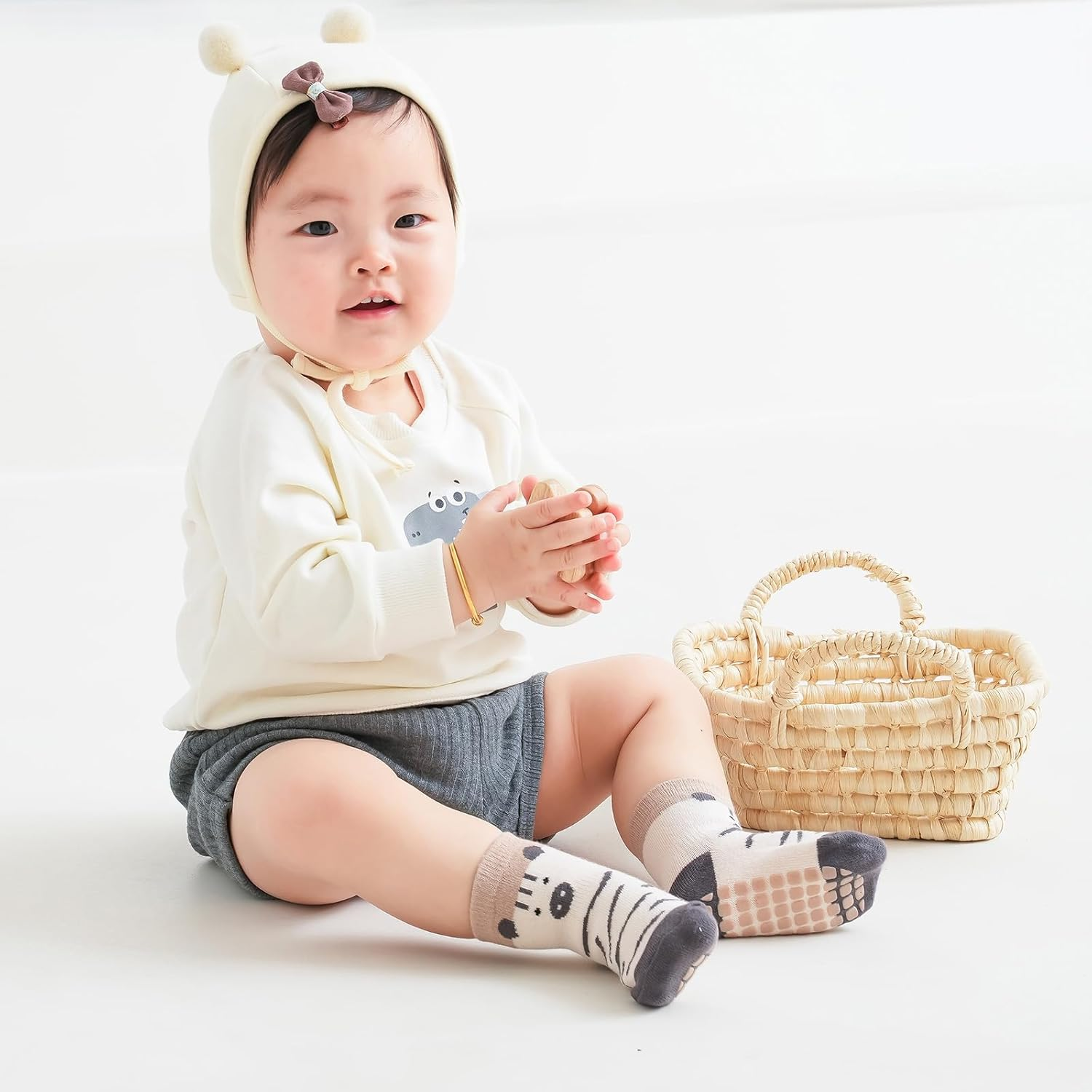 Non Slip Kids Toddler Floor Socks with Gripper 5 Pairs Soft Cotton Crew Socks for Baby Unisex Ankle Anti-Slip Socks for 0-5 Year Girl Boy image number 2