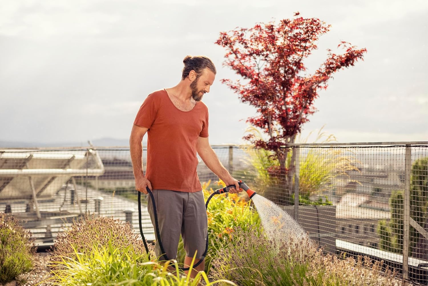 Gardena Classic Gun Trigger Soft Water Sprayer, Multicolour image number 1