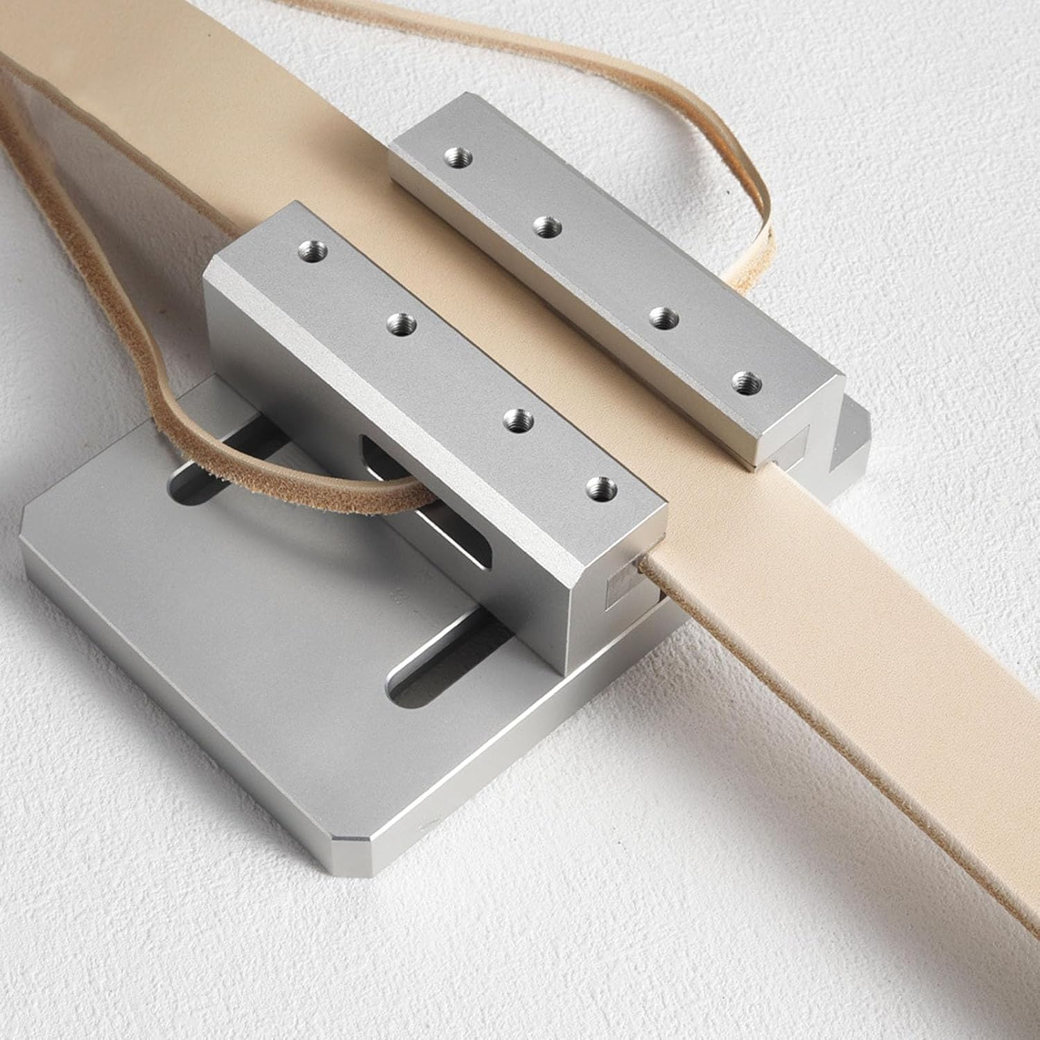 Leather Trimmer, 10-22Mm Width Adjustable Aluminium Alloy Steel Cutting Tool for Leathercraft, Shoe Repair, Furniture Making image number 1