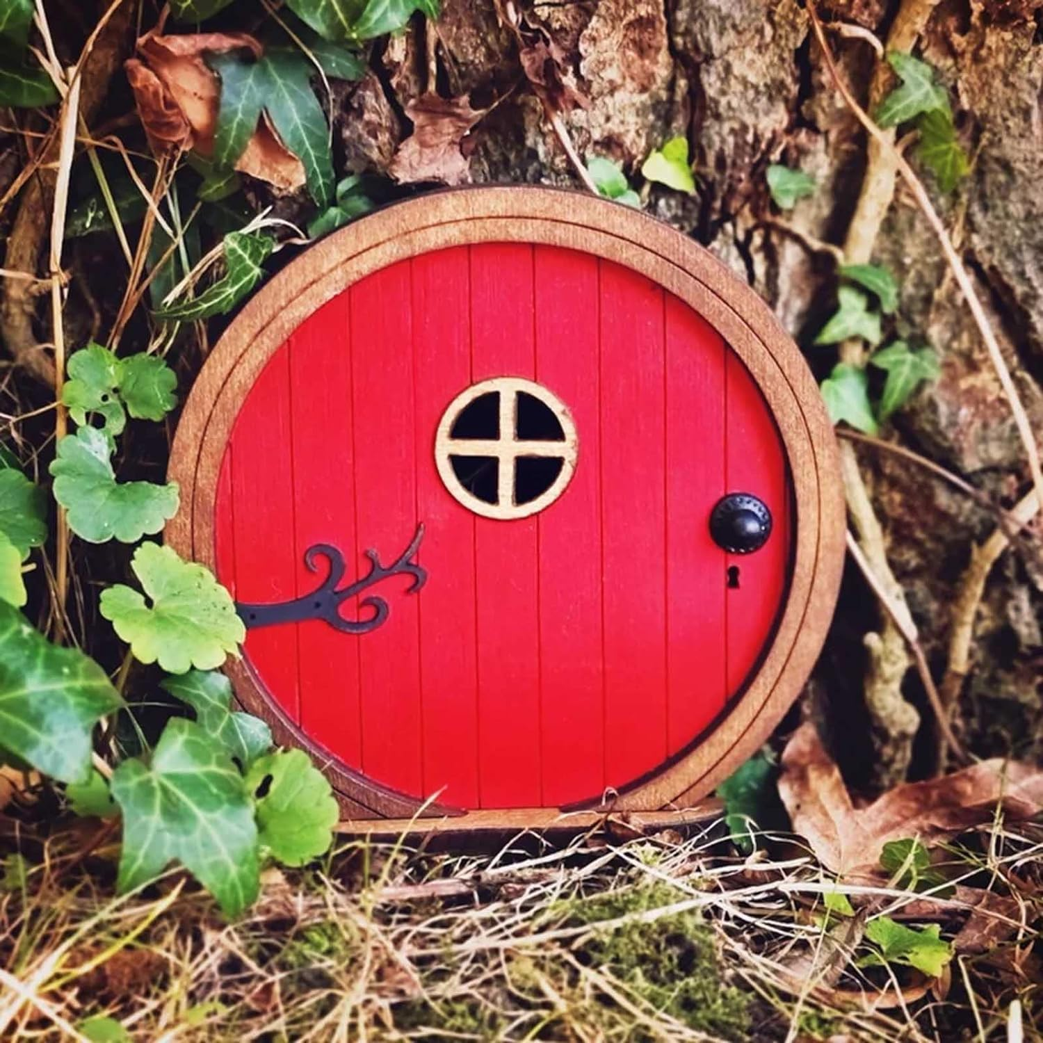 1Pc Red Fairy Garden Door for Tree, Fairy Doors for Trees Outdoor and Tree Trunk, Mini Fairy Garden Sculpture Lawn Ornament Decor, Fairytales Door Decoration，Garden Miniatures image number 3