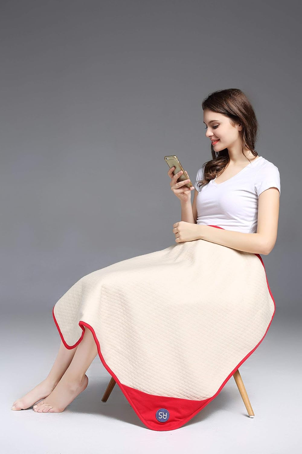 Radia Smart &reg; Protective Belly Pregnancy Baby Blanket, Organic, Anti-Radiation, Red, 90X75Cm image number 1