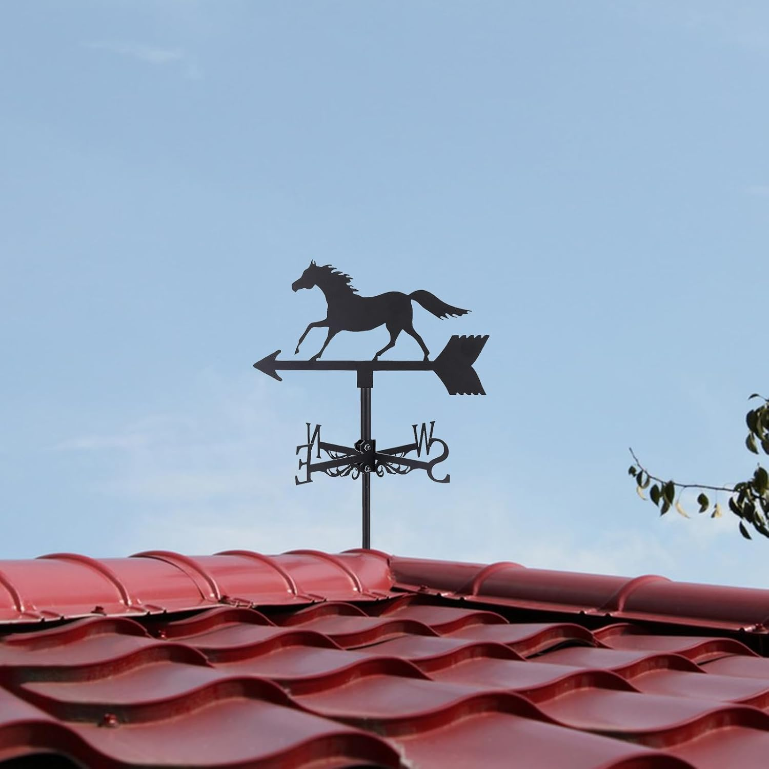 SUPERDANT Galloping Horse Weather Vane Ornament Wind Vane Weather Vane Personalised Metal Weathervane for Garden Decoration Farmhouse Roof Decorative Outdoor Garden Wind Measuring Tool - Fighter image number 5