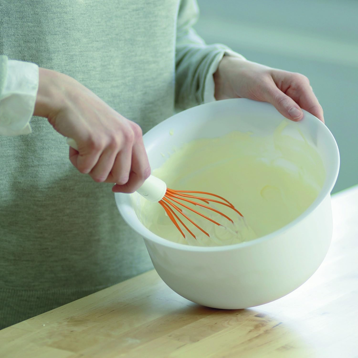 Fiskars Non-Scratch Silicone Whisk, Multicolour image number 2