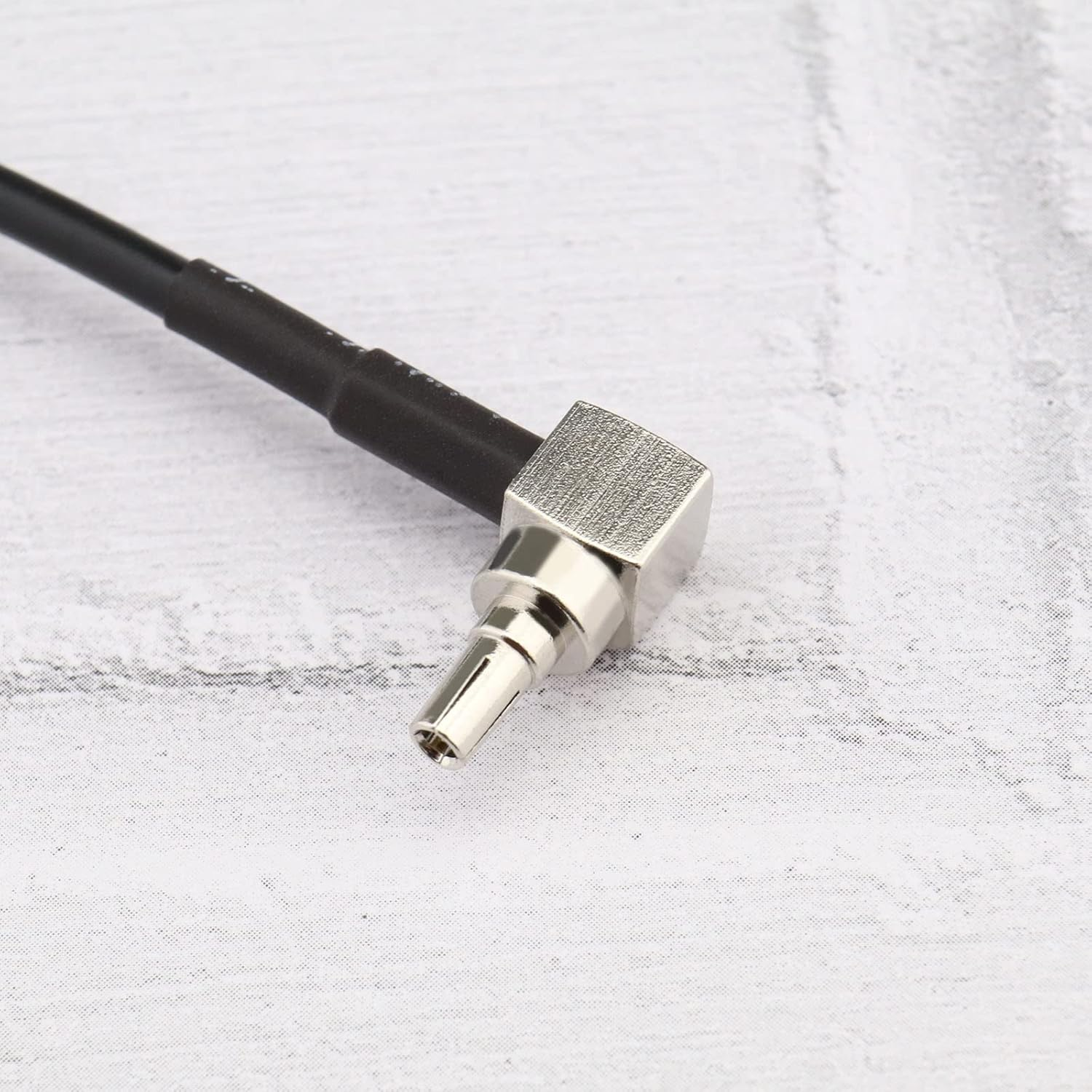 Ecsing 2PCS CRC9 to SMA Antenna Extension Cable RG174 Coaxial Pigtail Cable Low Loss SMA Female to CRC9 Male Right Angle Cable for 2G 3G 4G Modems Hotspots 30Cm image number 1