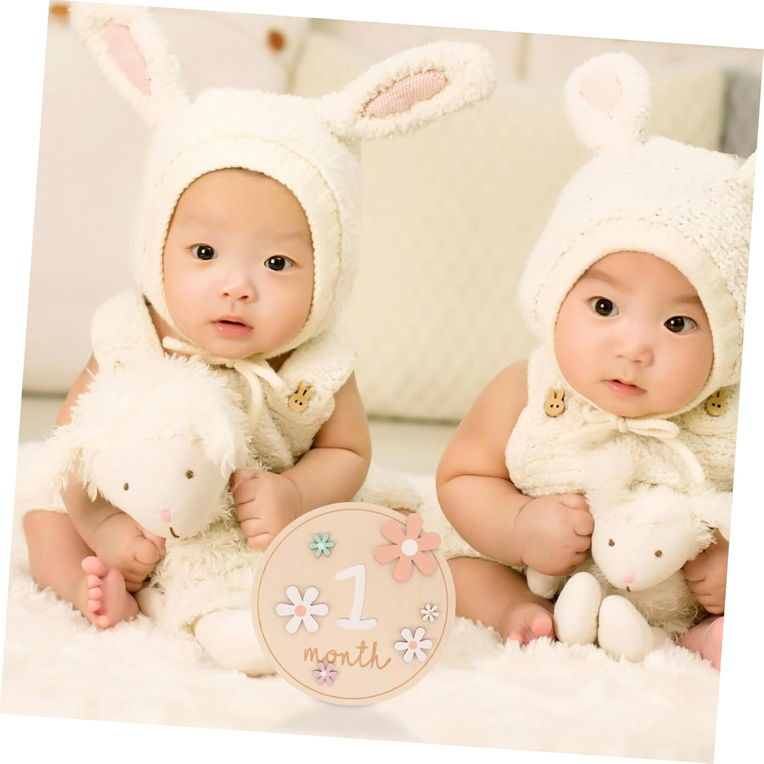 UPKOCH 1Set Cards Monthly Signs for Newborn Photography Props Announcement Discs for Boys Girls and Lightweight Design