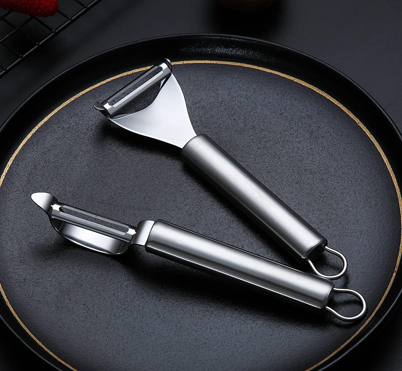 Berglander Peeler Vegetable Peelers Potato Peeler Stainless Steel Kitchen Peeler Durable and Robust Sharp Peeler, Apple Cutter Pack of 2 image number 3