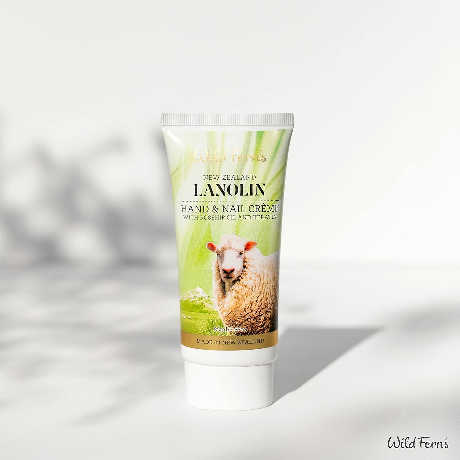 Wild Ferns Lanolin Hand and Nail Cr&egrave;me with Rosehip Oil & Keratin, 85Ml, Pack of 1