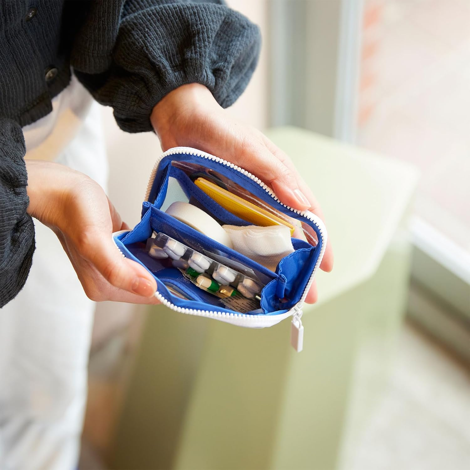 Almost Sunday Exposed Pouch Pocket, Grooved Blue