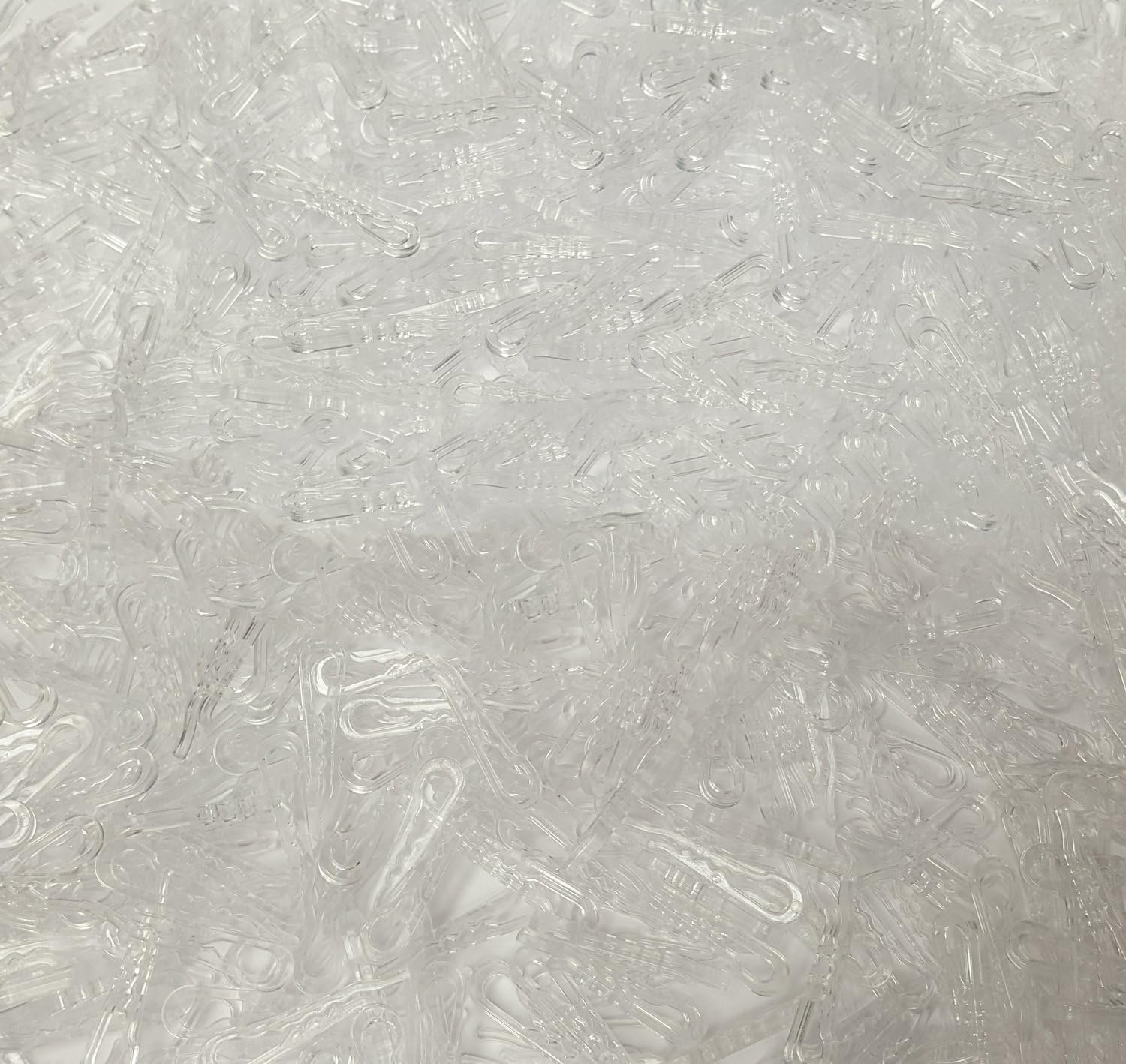 U Shape Clear Durable Plastic Alligator Clips for Shirts Folding Ties Socks and Pants Hold Garments in Place (500 Alligator Clips) image number 1