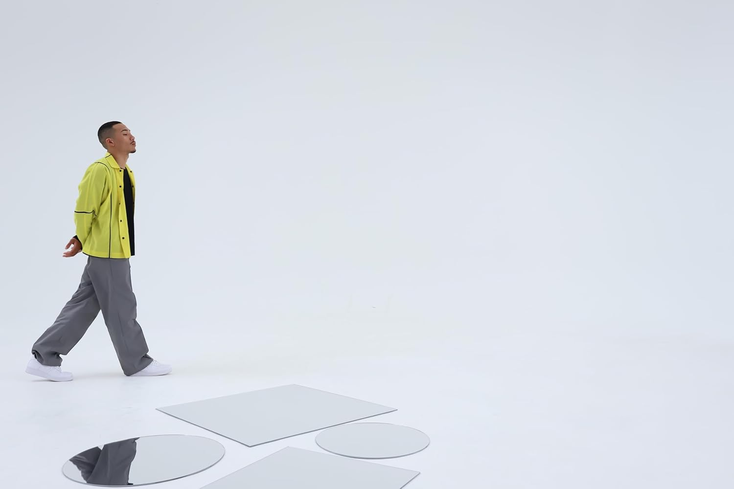 Canon EOS R50 V Camera Body Only image number 5