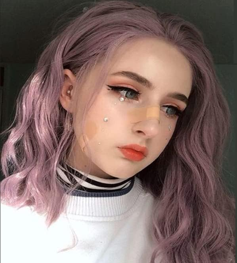 Xiweiya 16" Natural Brown Wavy Wig Synthetic Lace Front Wigs Middle Part Brunette Hair Short Soft Curly Wig Hair Replacement Wig for Women, Drag Queen Makeup