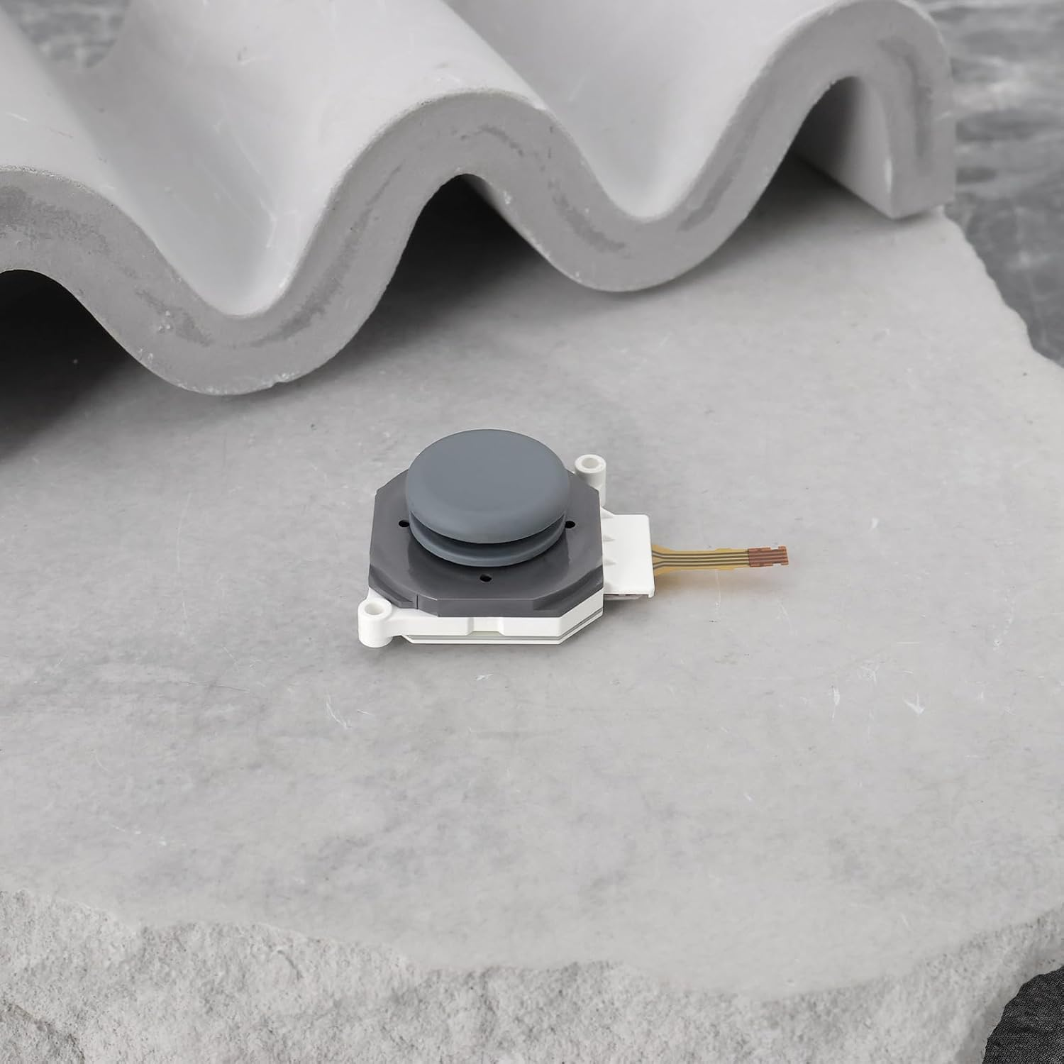 OTOTEC 1PC Analog Thumb Stick Joystick and Rocker Cap Compatible with Nintendo 3DS/XL LL 25X22Mm Analog Stick Controller Gamepad Analog Thumb Stick