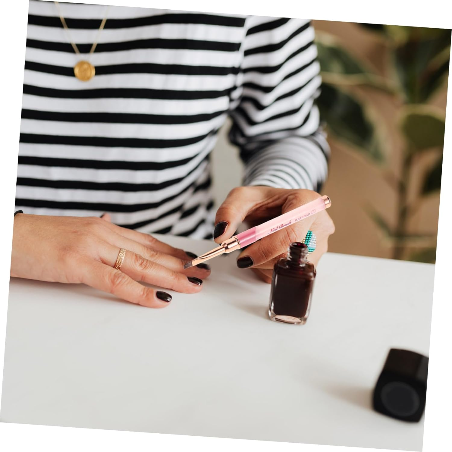 ADOCARN Nail Art Brush Cap Professional Nail Art Tool for Painting Dotting and Cleaning Portable Design for Home and Salon Use and Easy Application image number 3