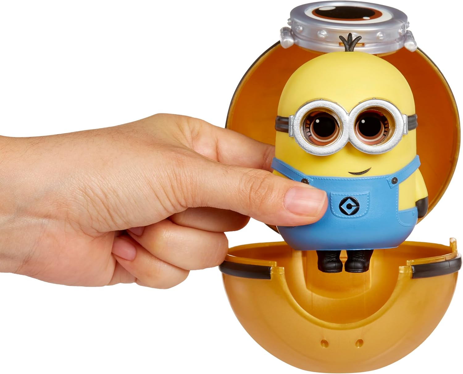 L.O.L. Surprise Loves Minions Tots - Includes 1 Doll, Comes with Fashions and Accessories, Minion-Inspired Ball, Blind Packaging, Collect All 6 Dolls