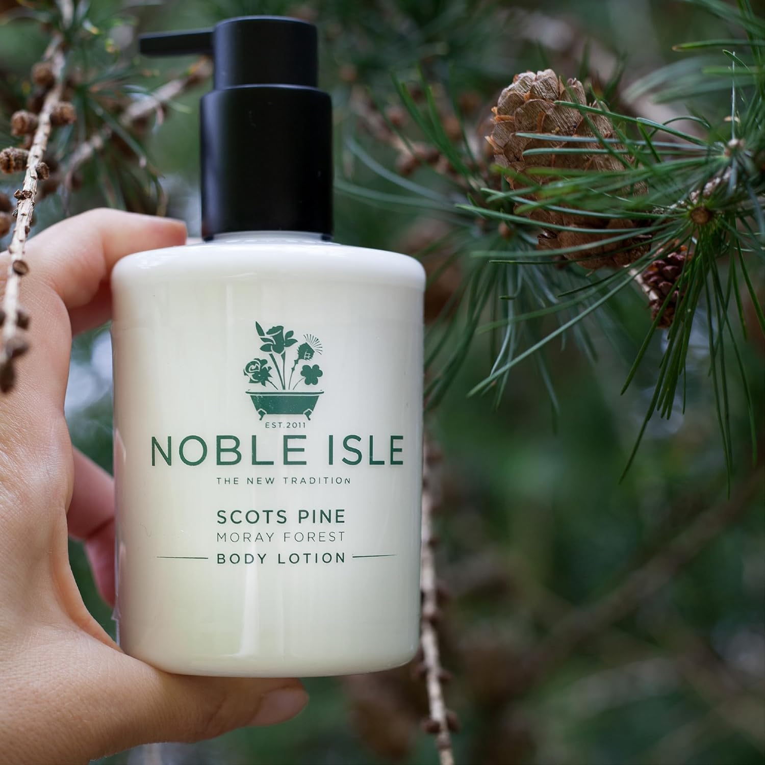 Noble Isle Scots Pine Body Lotion 250Ml/8.45Oz image number 6