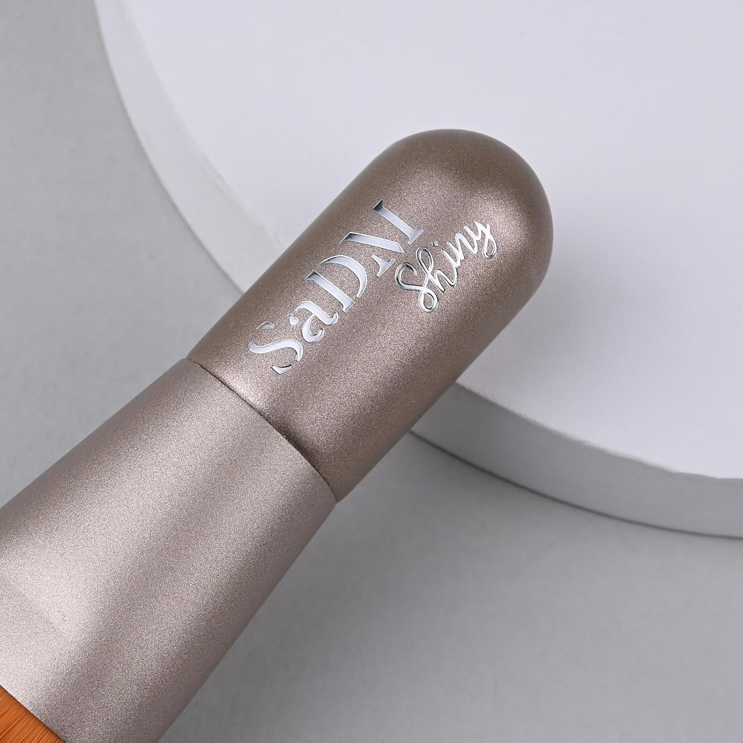 Kabuki Makeup Brush - Angled Blender Brush for Powder, Cream, Liquid Foundation, Sunscreen, Blush Blending & Bronzer - Professional Make up Brush - Full Face Makeup Brush - Vegan & Cruelty Free image number 2