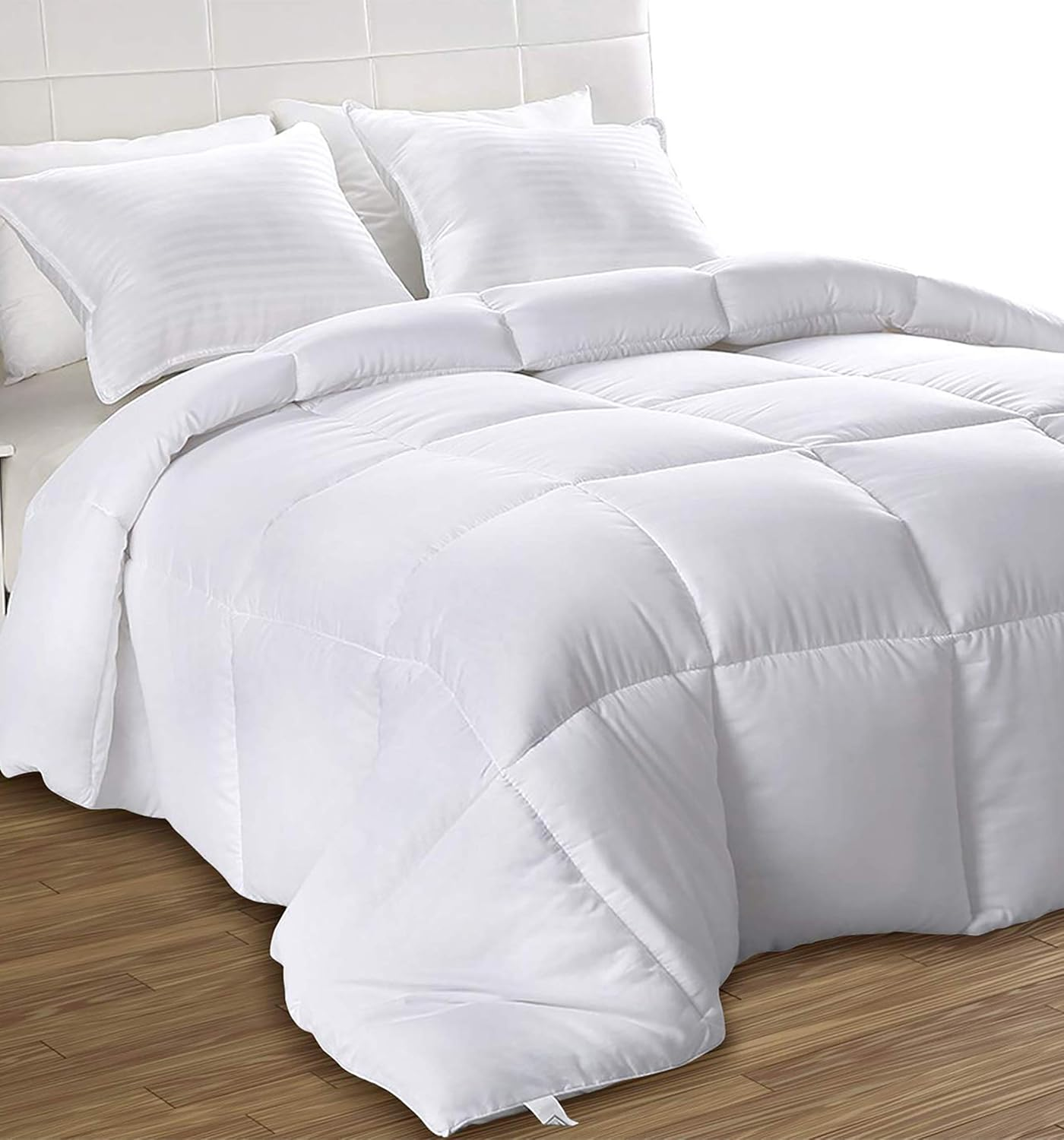 NY Threads Lightweight Queen Duvet, 200 GSM All Season Soft Comforter, Box Stitched Microfiber Quilt (White, Queen - 210X210 Cm) image number 6