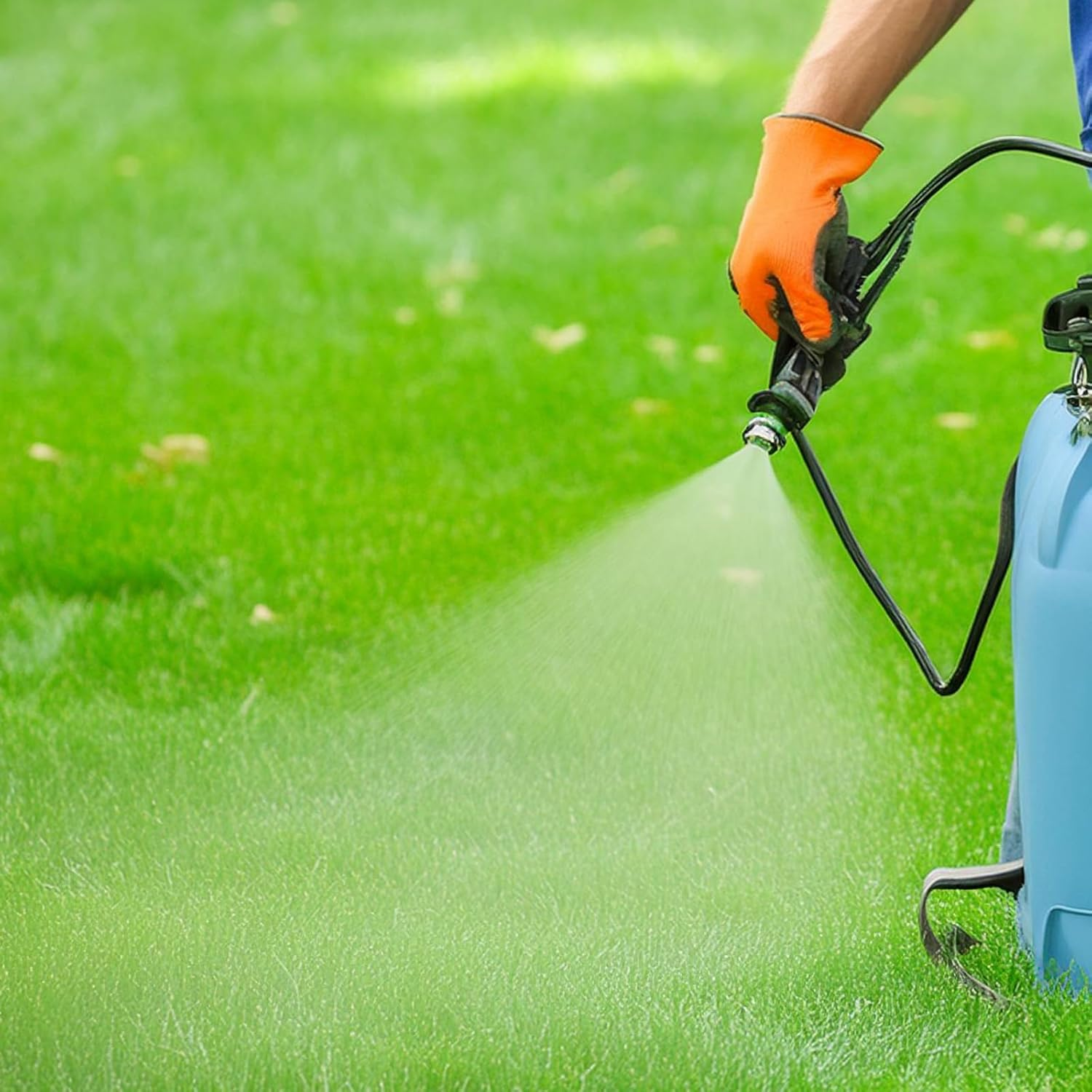 Lawnporn Moist Lawn Soil Wetting Agent (0LWNPNM1) image number 1