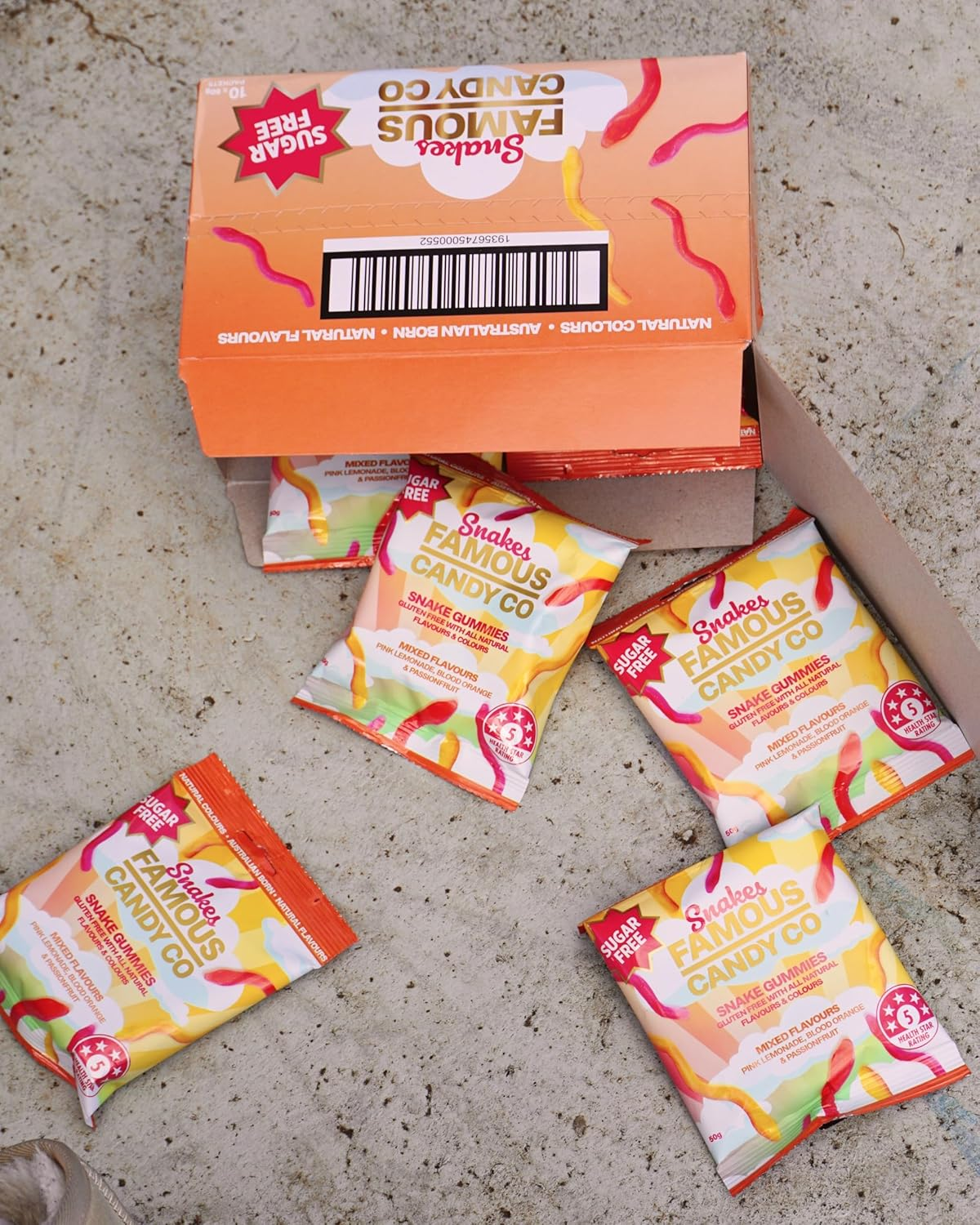 Famous Candy Snakes Mixed 50 G (10 Bags) image number 1