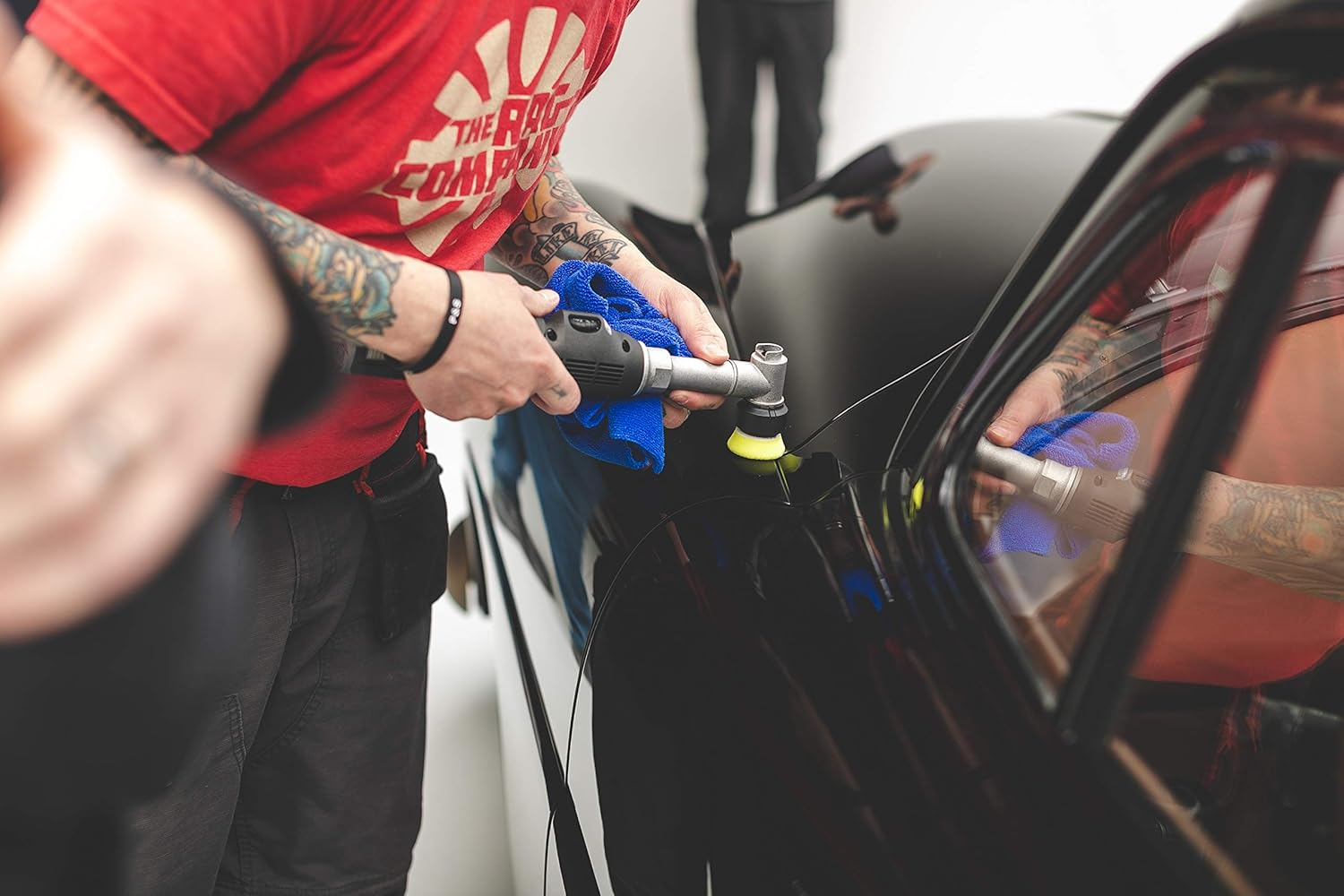 The RAG Company (10-Pack) 16 In. X 16 In. Professional Edgeless 365 GSM Premium 70/30 Blend Microfiber Polishing Wax Removal and AUTO Detailing Towels (16X16 Royal Blue) image number 5