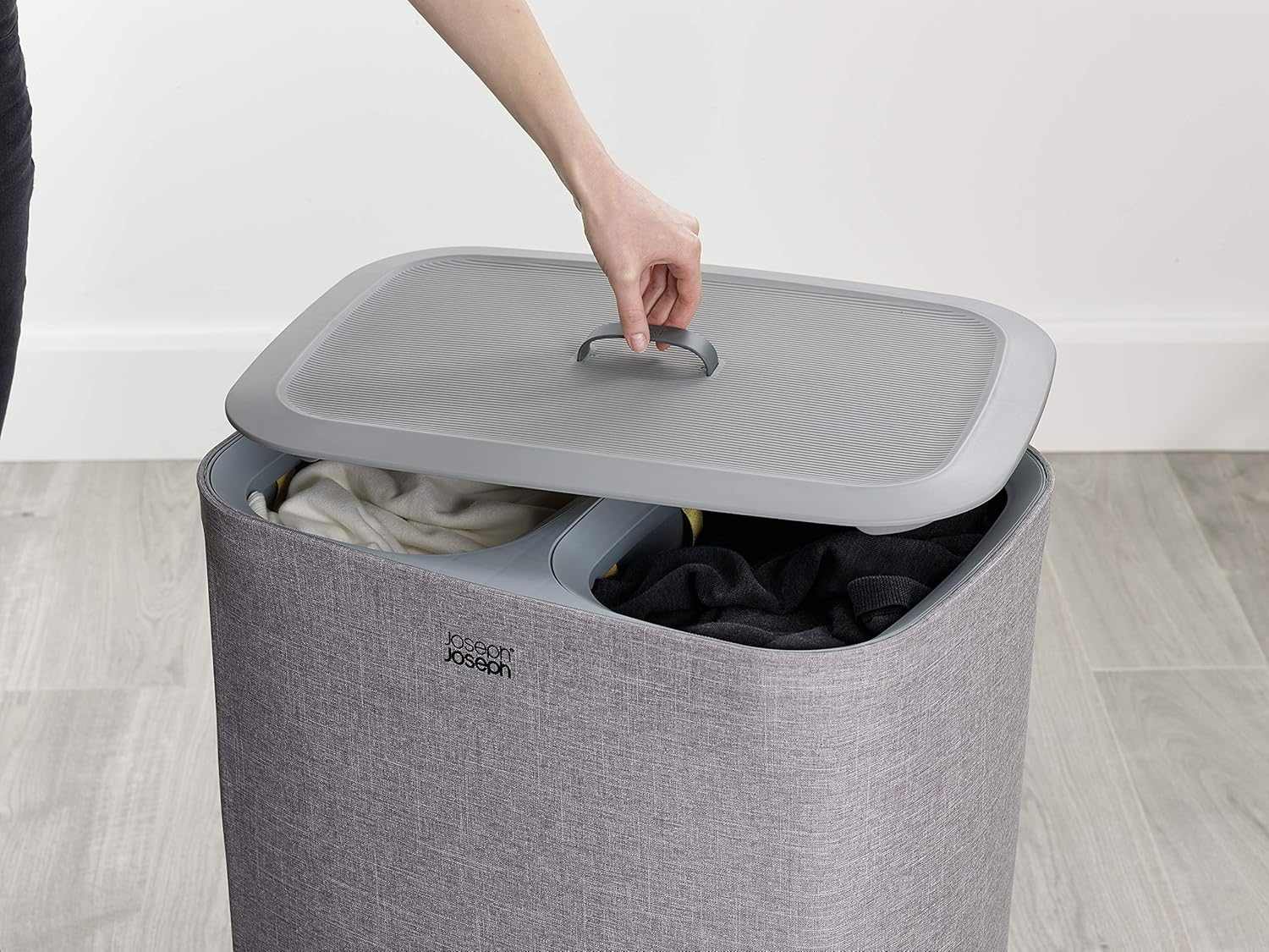 Joseph Joseph Tota Easy Empty Laundry Separation Basket 48.5X8X73Cm - Grey - 90L image number 3