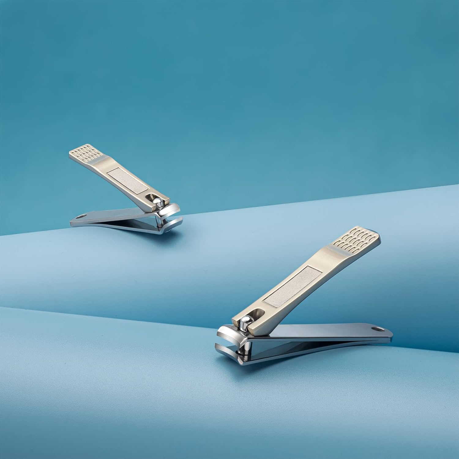 BEZOX Set of 2 Nail Clippers for Fingernail & Toenail - Nail Clipper Fingernail Clippers (Dermatologist Developed) Suitable for All Nail Types