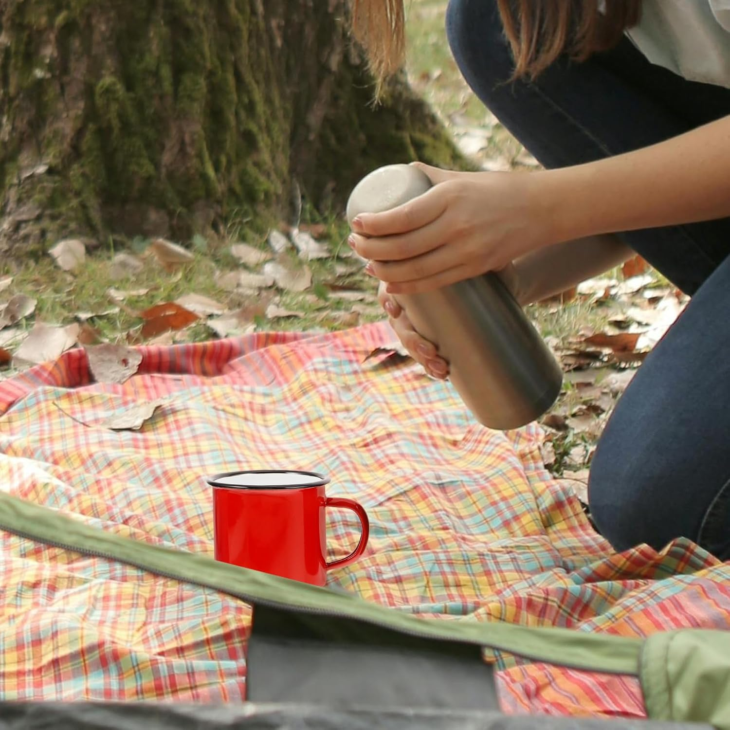 Baluue 4Pcs Enamel Mug 350Ml/12Oz Enamelware Coffee Mug Camping Enamel Mug with Handle, Water Cups Tea Cups Drinking Mugs for Tea Coffee Hot Indoor/Outdoor image number 6