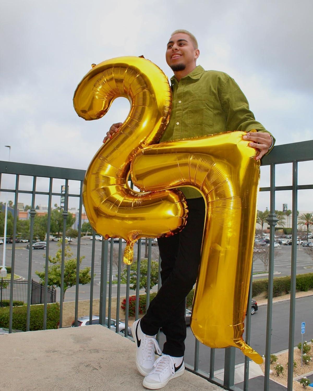 Lumjoy Gold 7 Balloon, 40 Inch Number Balloon, Gold Seven Birthday Decorations, 7Th Birthday Party Supplies, Gold Number 7 Balloon for Toddler and Kids Celebrations