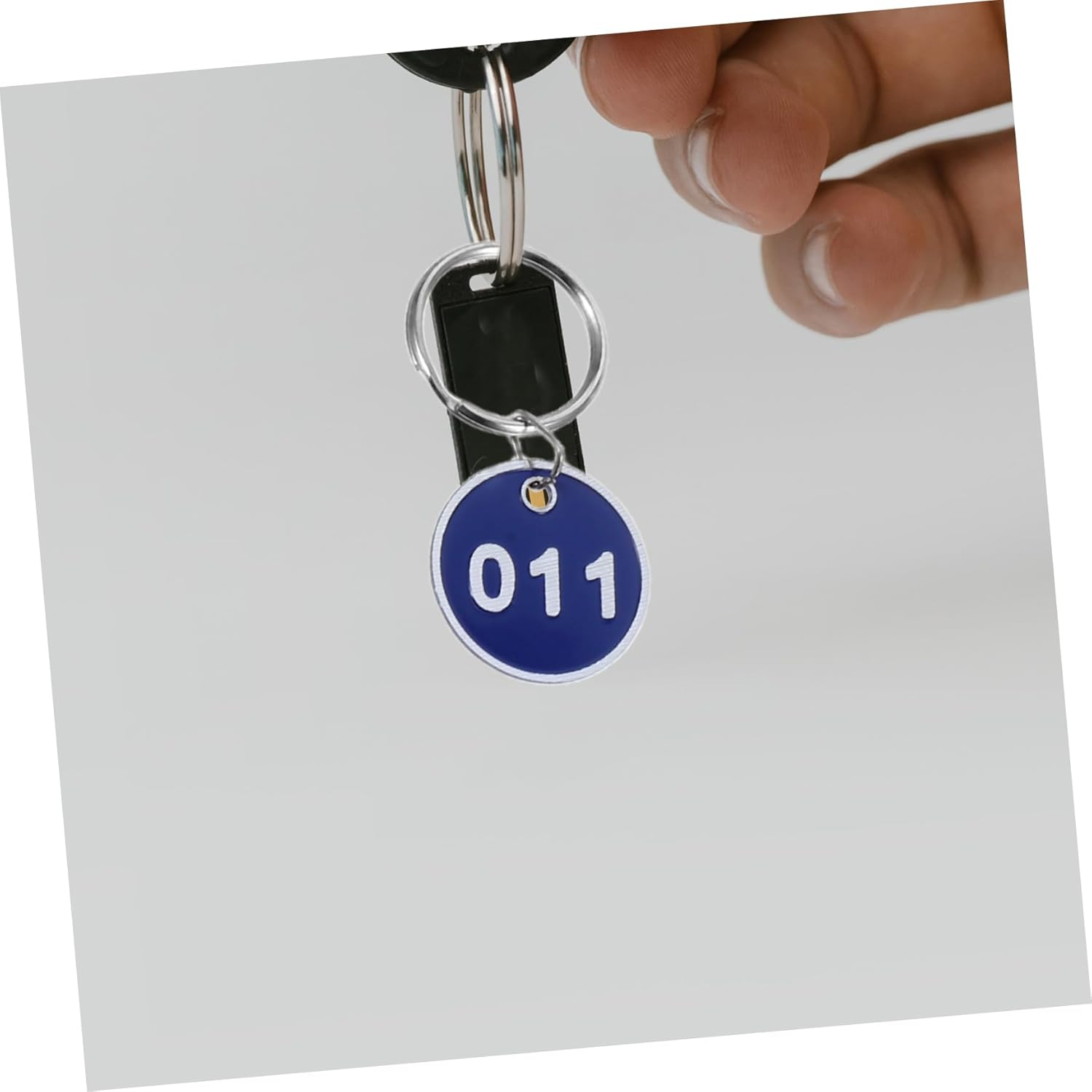 Parliky 50Pcs Aluminium Alloy Luggage Id Tags Metal Number Plates Blue Key Ring Labels for Travel Suitcases Storage Tags Compatible with Home, Office, Hotel Use image number 4