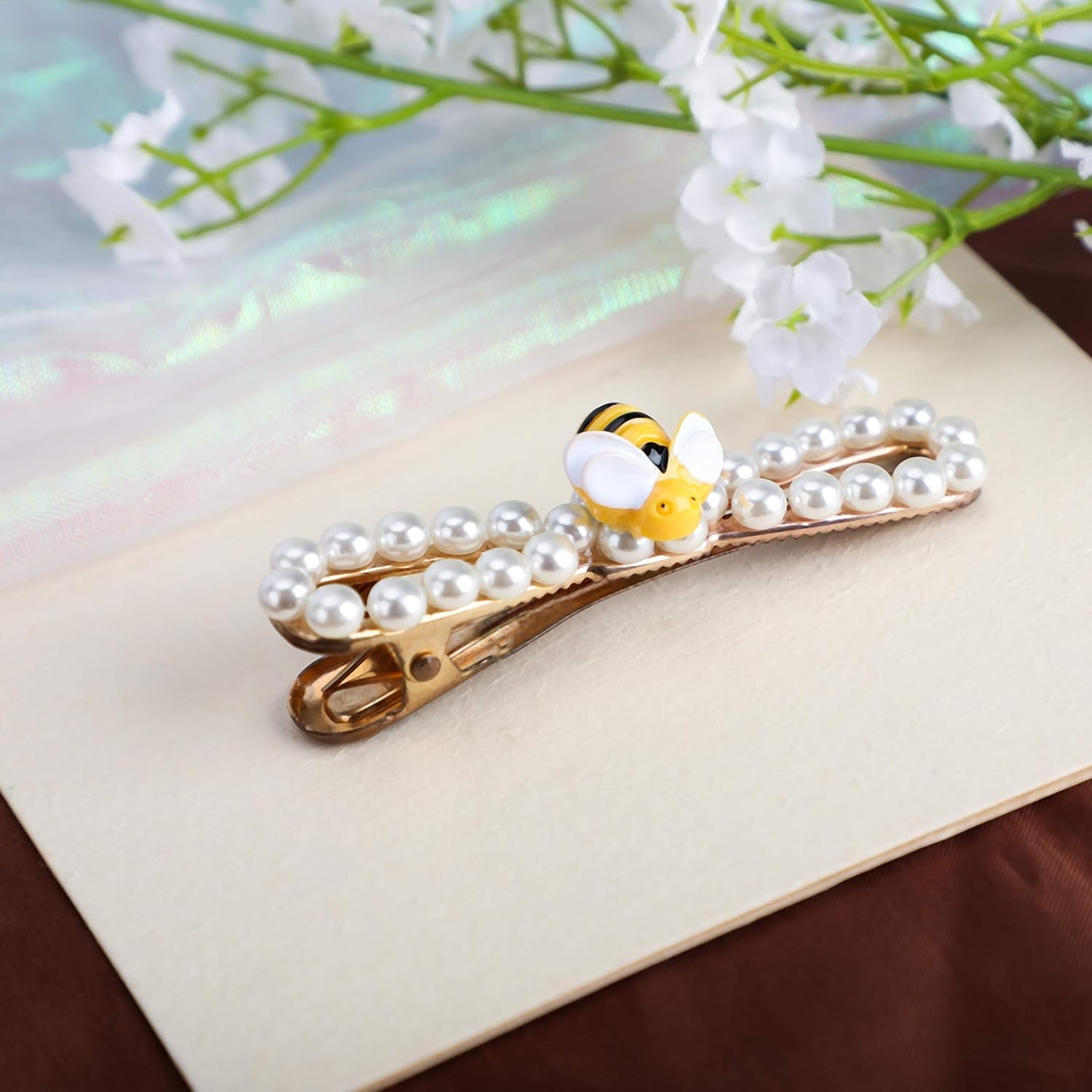 AIEX 50 Pieces 0.74 Inch Tiny Resin Bees Flatback Embellishment Bee Shaped Ornament with a Storage Box for DIY Craft Party Home Decor image number 2