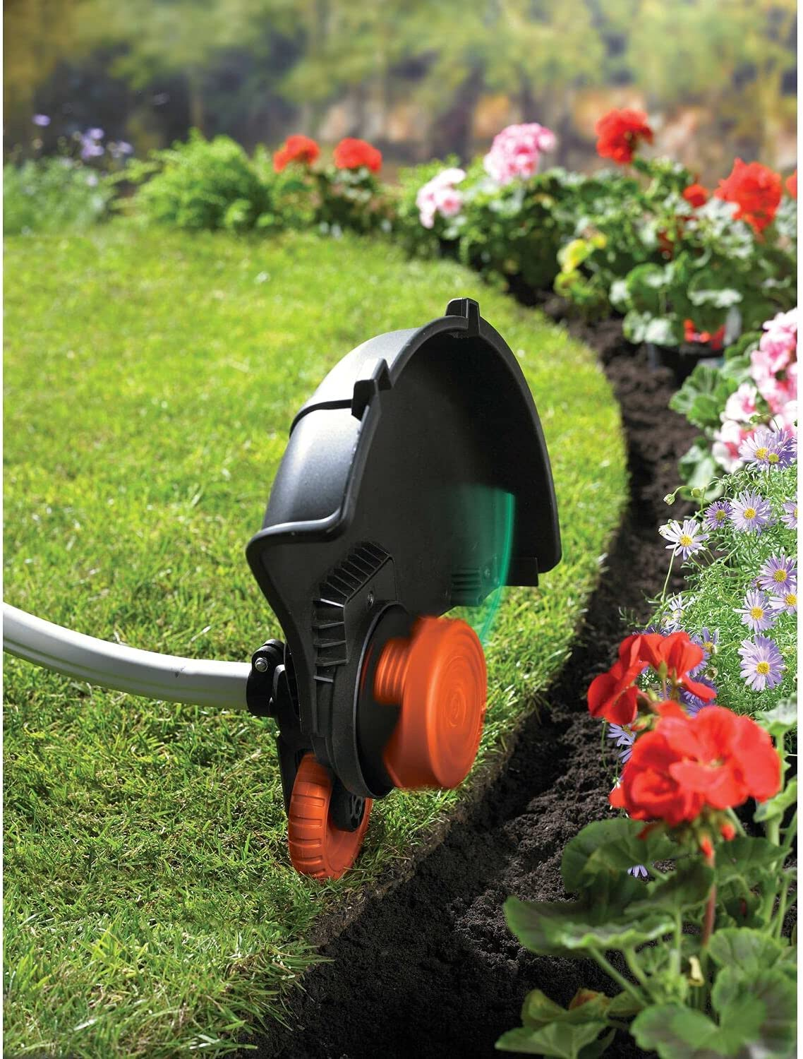 BLACK+DECKER 900W 33Cm String Trimmer