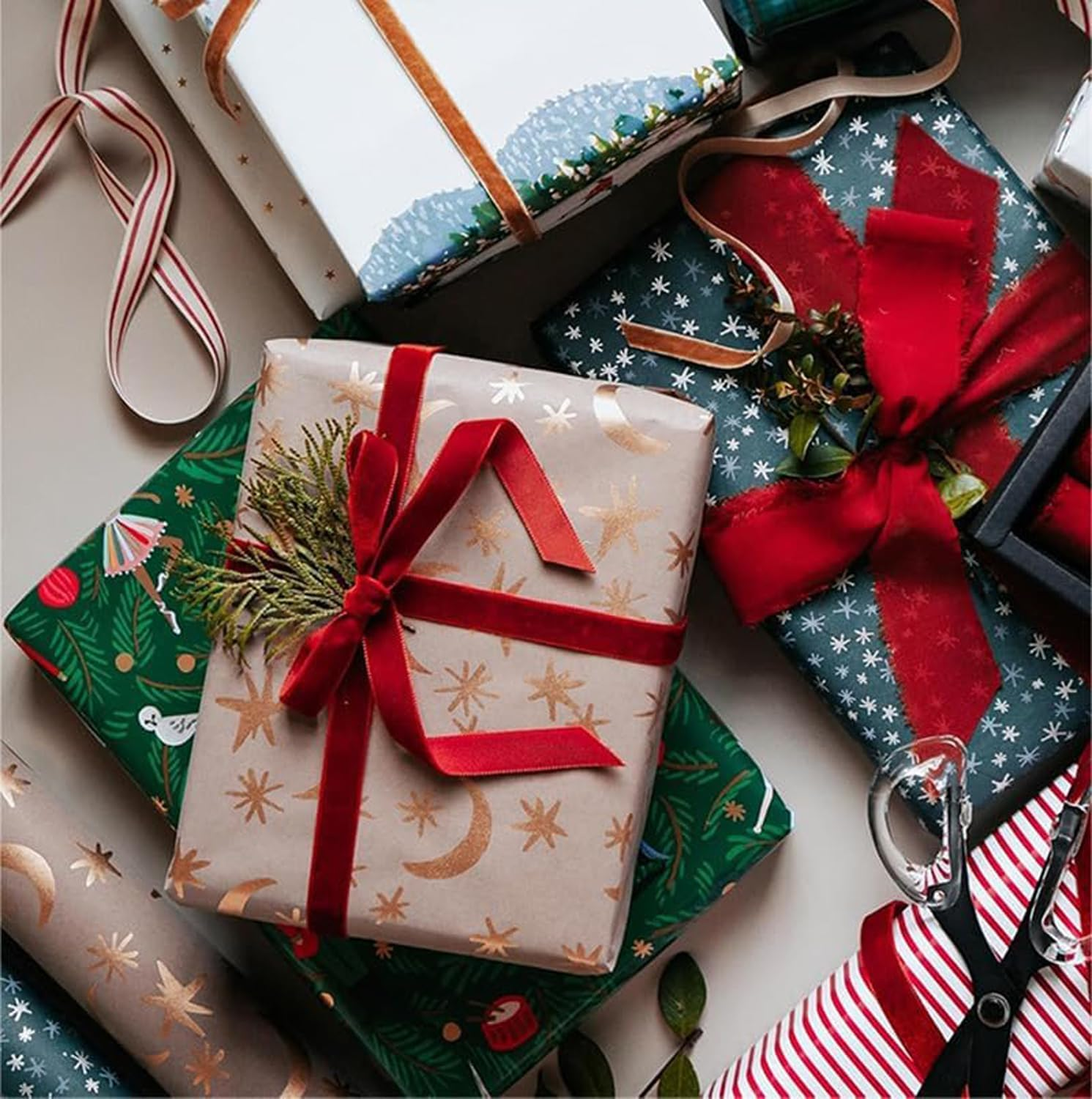 30 Pcs Velvet Christmas Tree Bows Door Garland Decor Vintage Wreath Bow for Wreaths, Gifts and Christmas Home Decor, DIY Craft Wreaths Indoor Outdoor Home Decorations (Red) image number 3