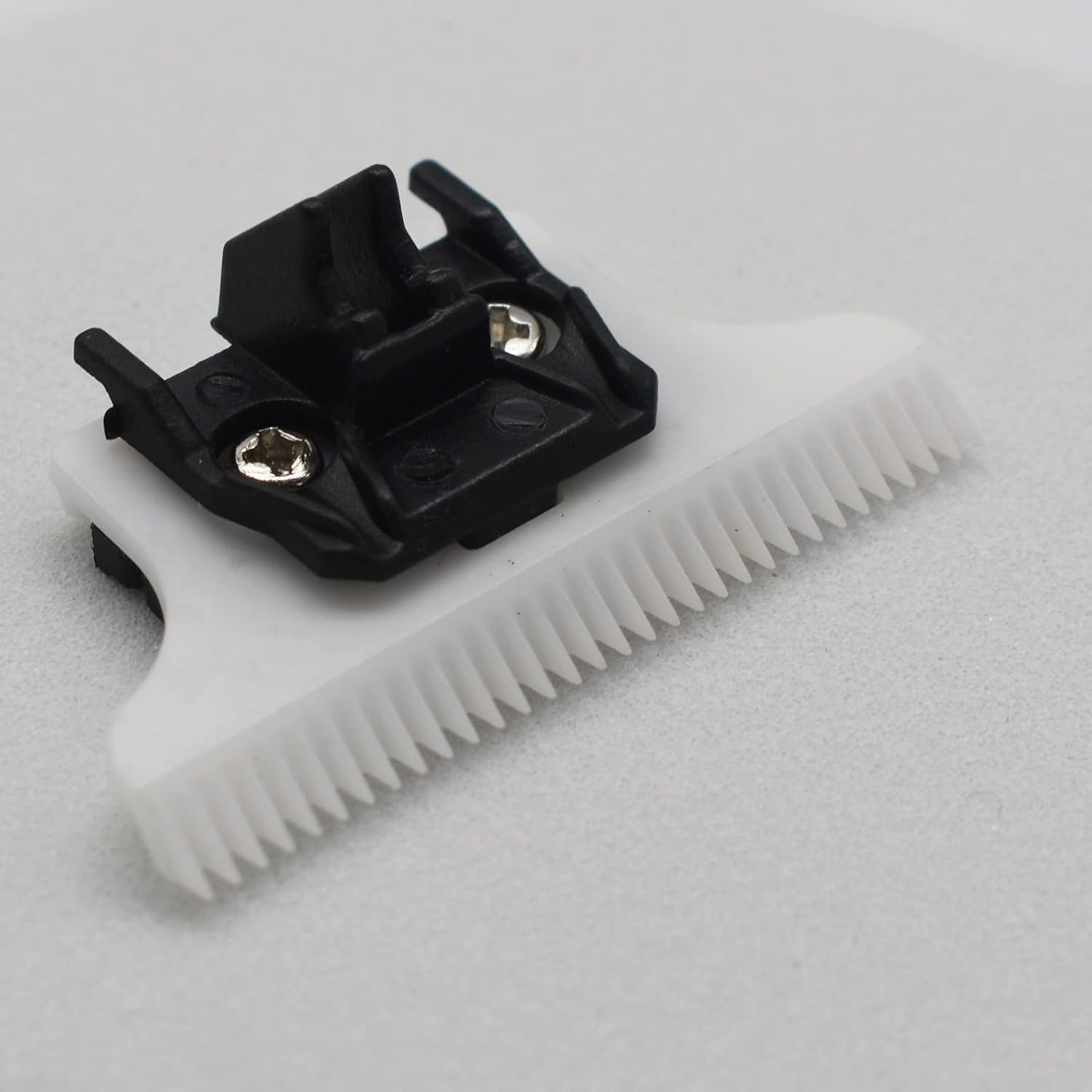 ZEROKIWI Professional Adjustable 2-Hole Double T Wide Replacement Blade Set #2215 for Wahl Detailer Corded/Cordless Hair Trimmer (Silver), 1.0 Count - Silver image number 2