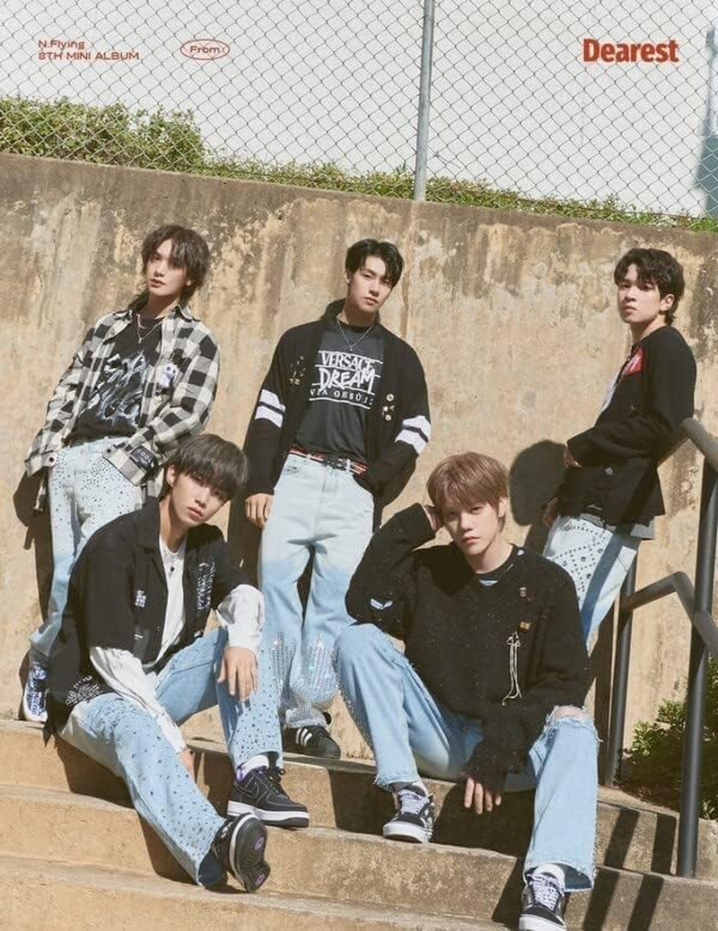 N.Flying Dearest 8Th Mini Album from Version Cd+92P Booklet+1P 3Cuts Photo+1P Postcard+1P Unit Photocard+2P Selfie Photocard+Tracking Sealed image number 2