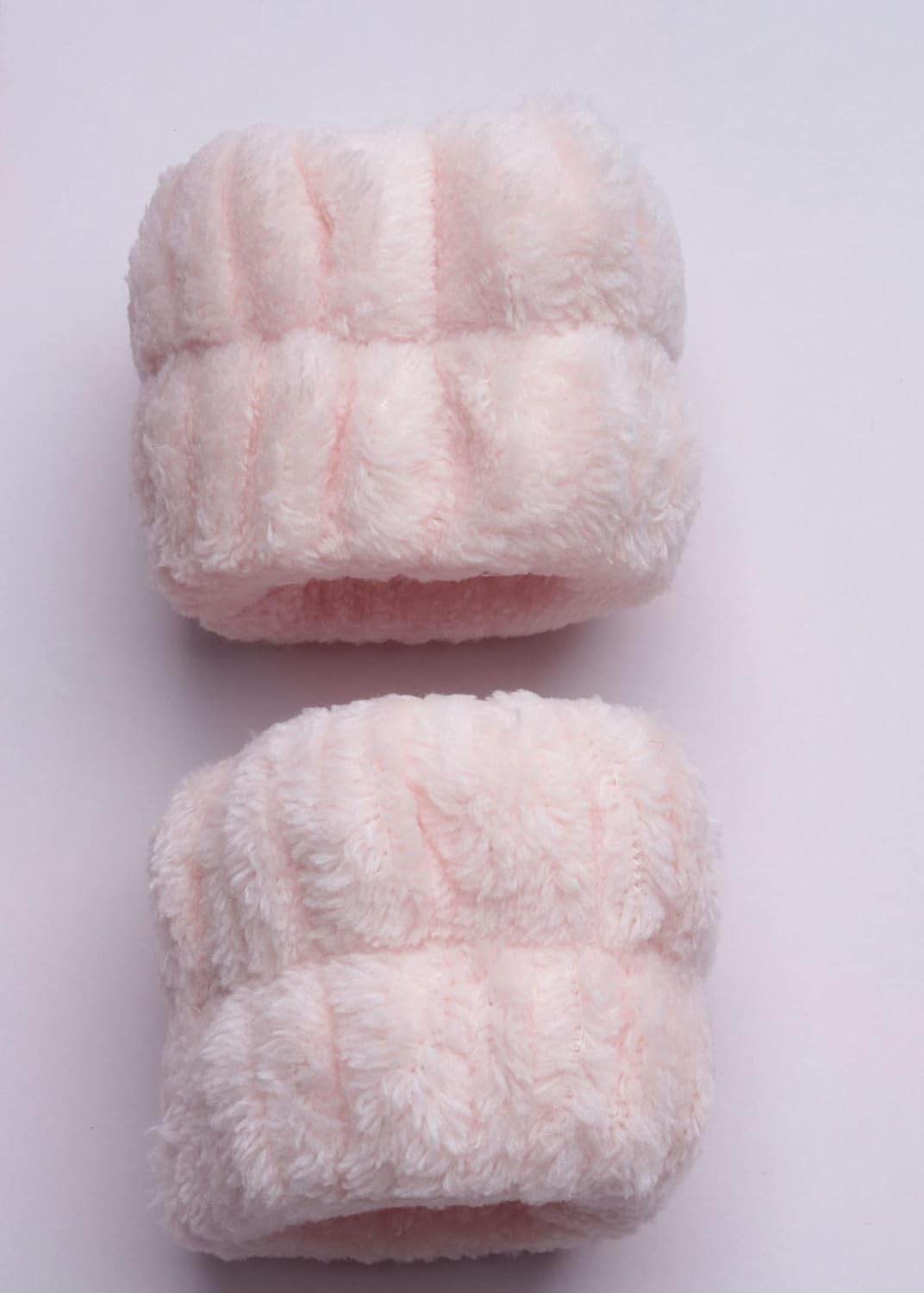 Sowaka 2 Pcs Wrist Spa Washband Microfiber Soft Tower Wrist Scrunchies Sweatbands for Women Girls Washing Face Make up Absorbent Prevent Liquid from Spilling down Your Arms - Black image number 4