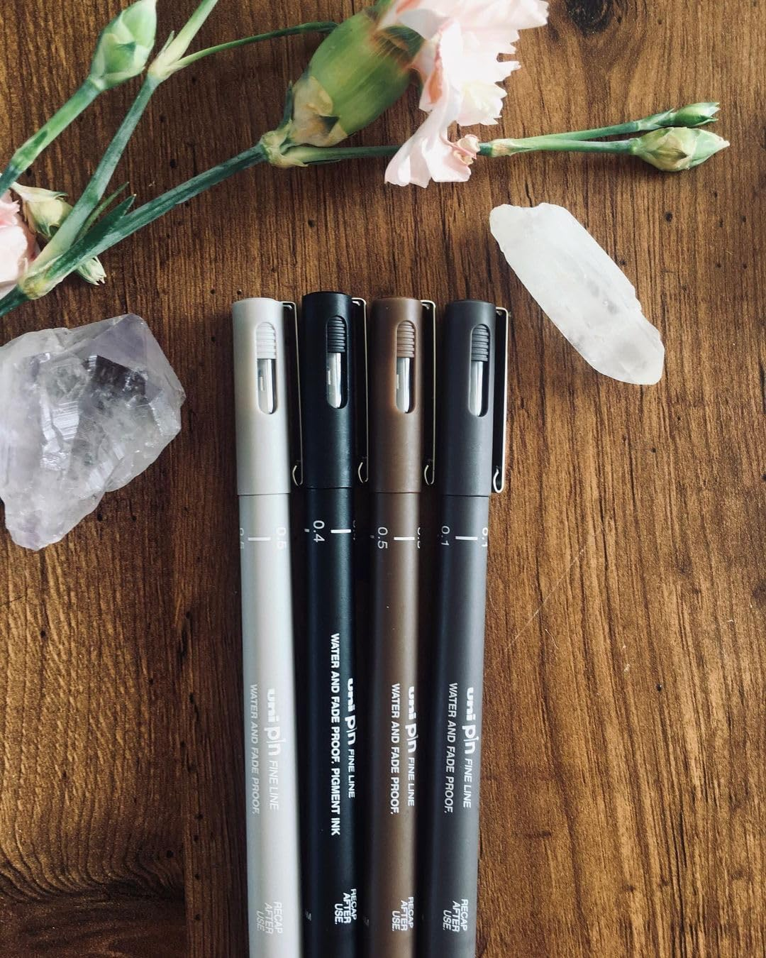 Uni-Ball Set of 5 Calibrated Markers 0.8Mm Tip Black, Grey and Sepia Set