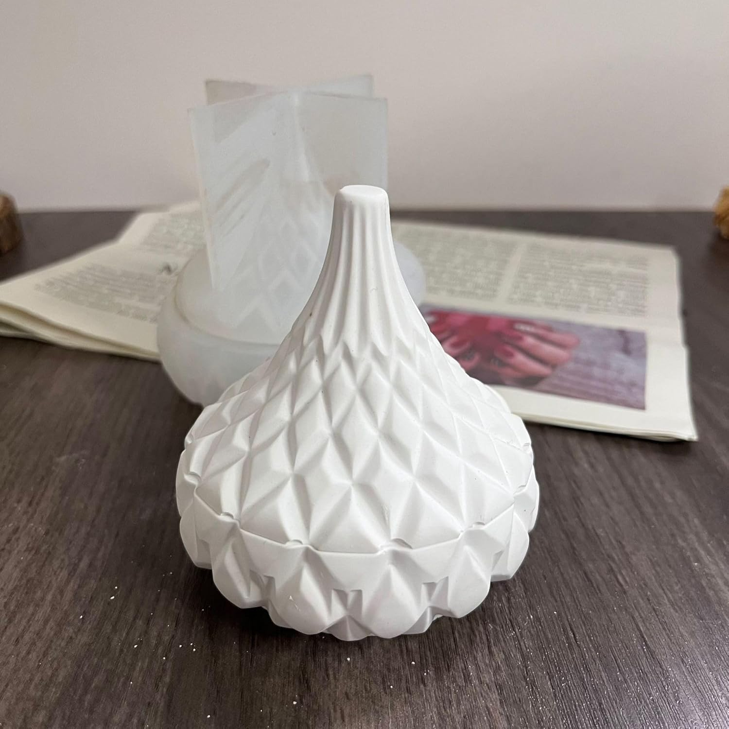 Storage Box with Lids, Silicone Candle Jar Molds Set, Creative Vessels Pot Molds, Concrete round Stripe with Cover Bottle Making Moulds for Holder (I) image number 3