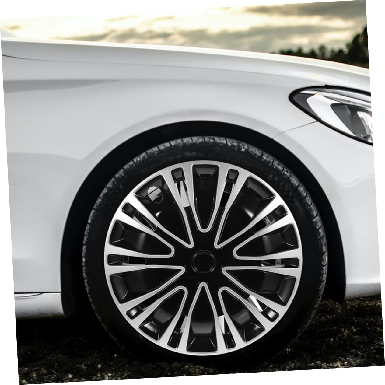 BUGUUYO 2Pcs 12 Inch Automotive Wheel Hub Covers Silver Black Decorative Car Hubcaps Universal Fit for Vehicle Rims Protection image number 1