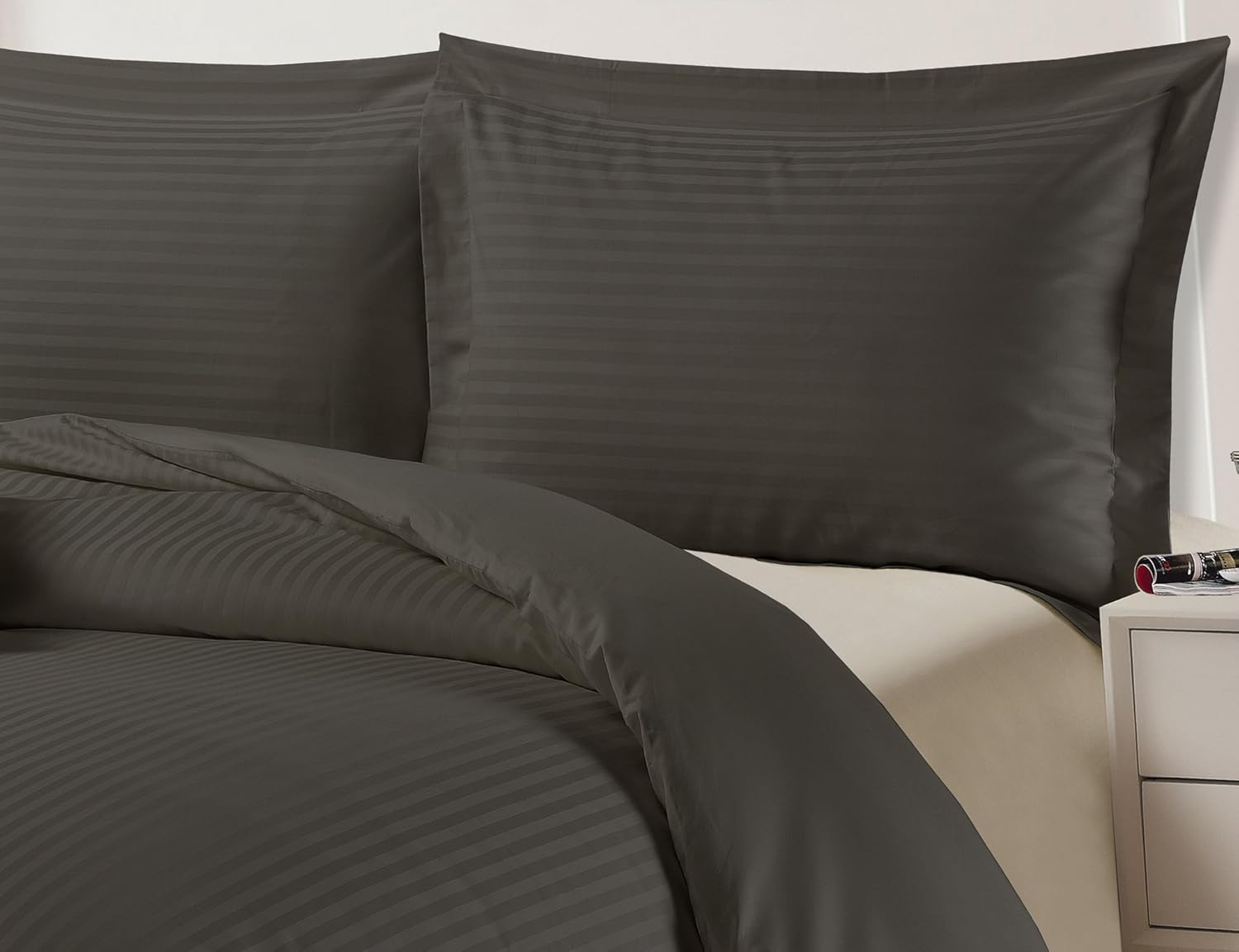 1200TC 100% Pure Cotton Luxury 3 Piece, Duvet Cover Set, with 2 Decorative Tailored Pillowcases in Choices of 5 Colors (Queen Size, Charcoal) image number 1