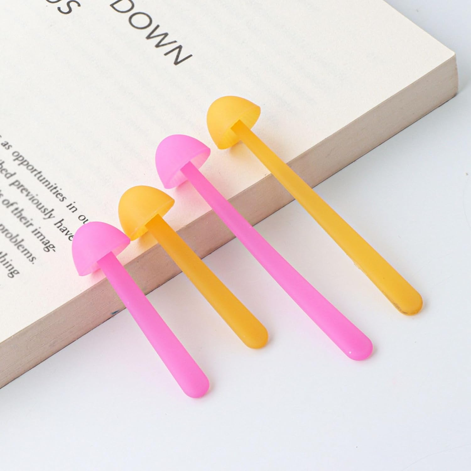 Mini-Mushroom Bookmarks - Set of 4 - Two Sizes & Colors - Soft, Flexible Silicone - Fun Stocking Stuffer, Gift for Book Lovers, Teachers, Back to School-(Pink Yellow-4Pcs)
