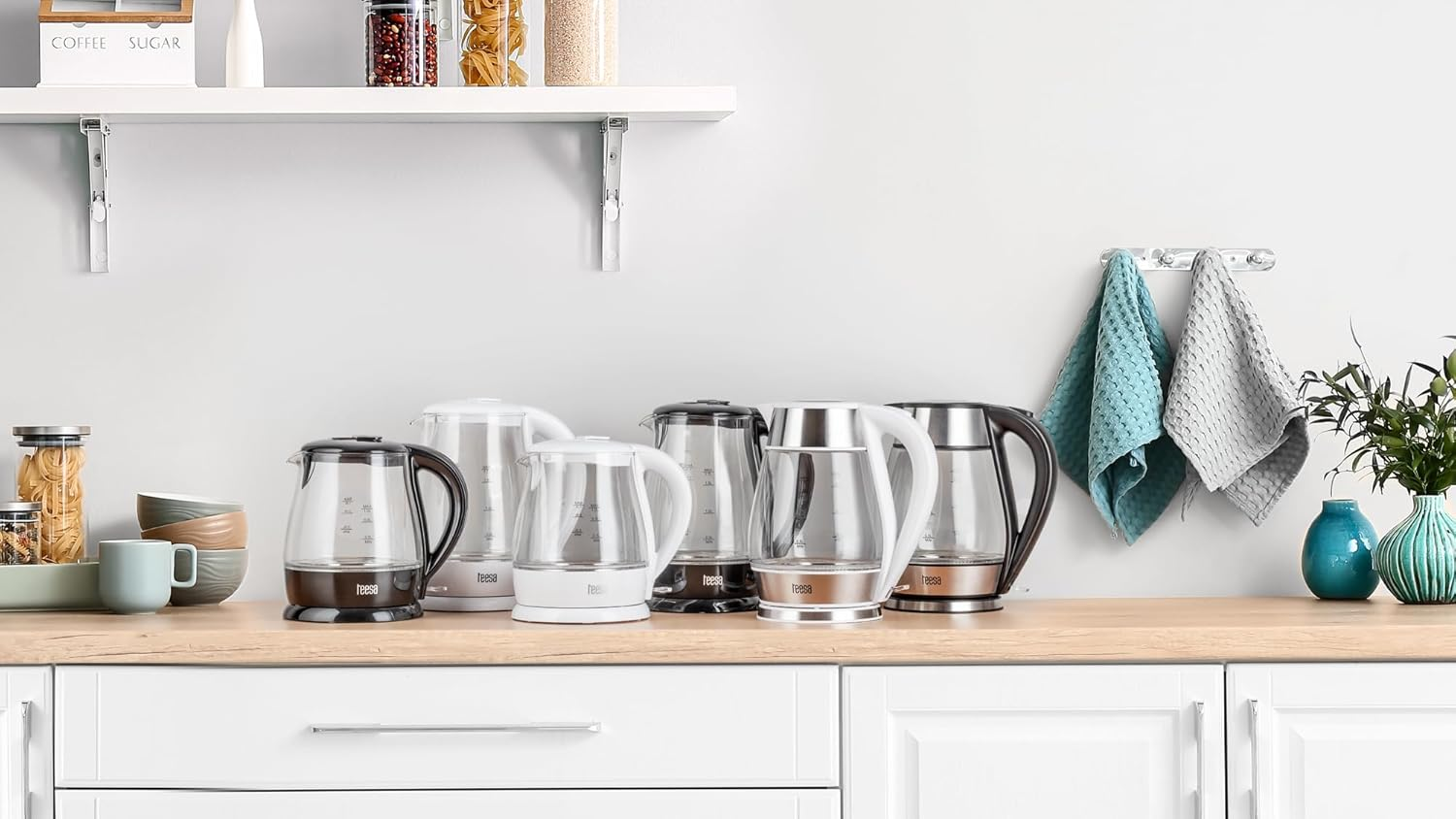 Teesa TSA1512W Wireless Kettle 1.7 L Glass Lighting in Working Time White image number 6