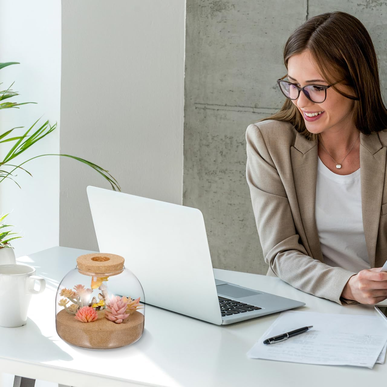 ULTECHNOVO Glass Terrarium: Transparent Glass Fish Tank with Cork Lid for Hydroponic Plants and Moss Landscape for Craft DIY Planter Decor Home and Wedding Centerpieces image number 6