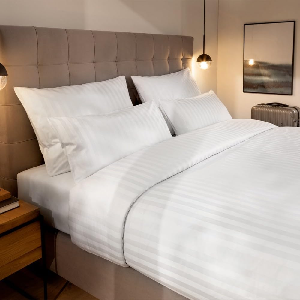 Duvet Cover Set White - Hotel Quality Ultra Soft Luxurious Wrinkle Resistant Satin Stripe Bed Duvets Cover Sets with 2 Pillowcases Super Soft Poly Cotton Blend (Double 180 Cm X 210 Cm) image number 3