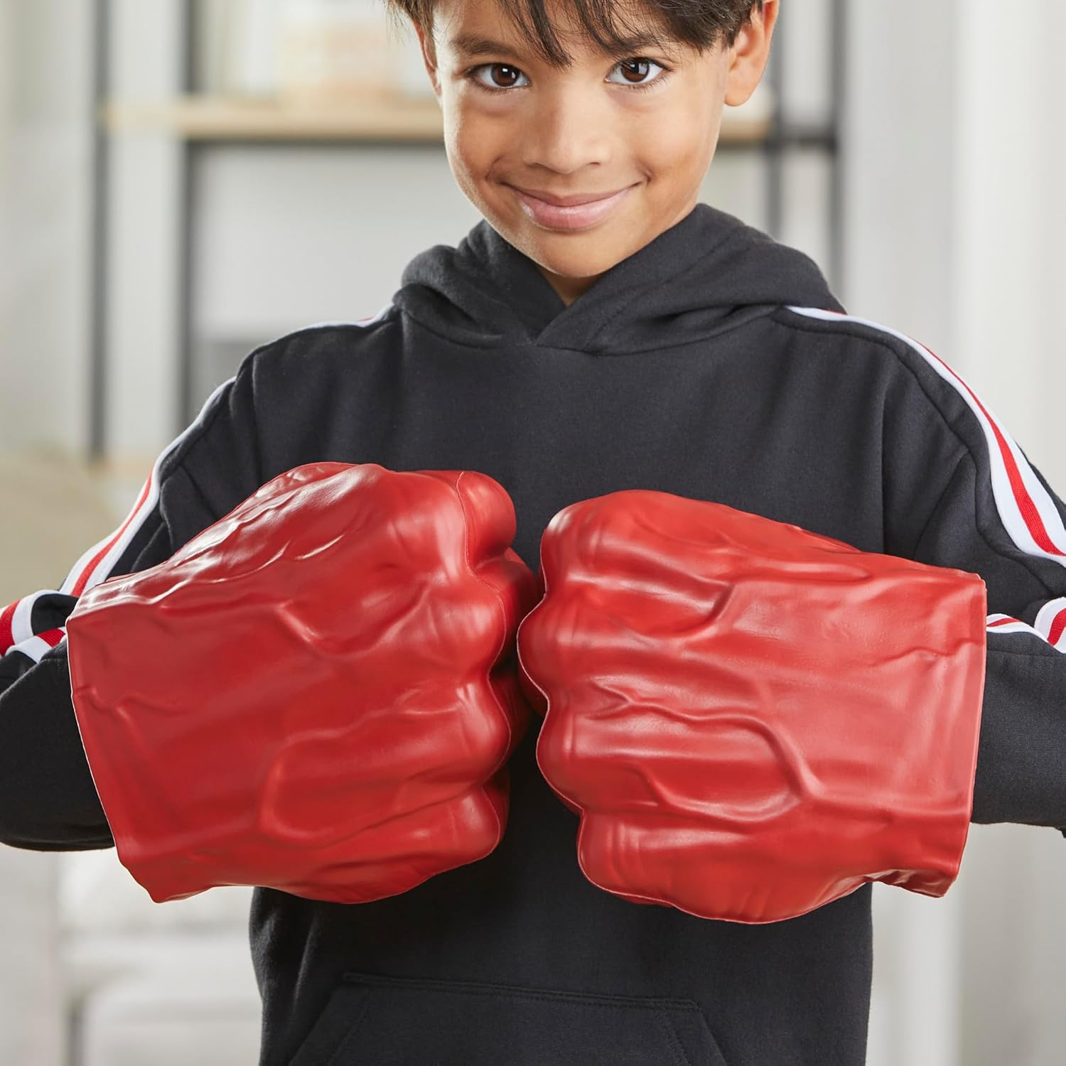 Marvel Avengers Captain America: Brave New World Red Hulk Gamma Smash Fists, Soft Foam Role Play Toy, Super Hero Toys for Kids Ages 5 and Up image number 3