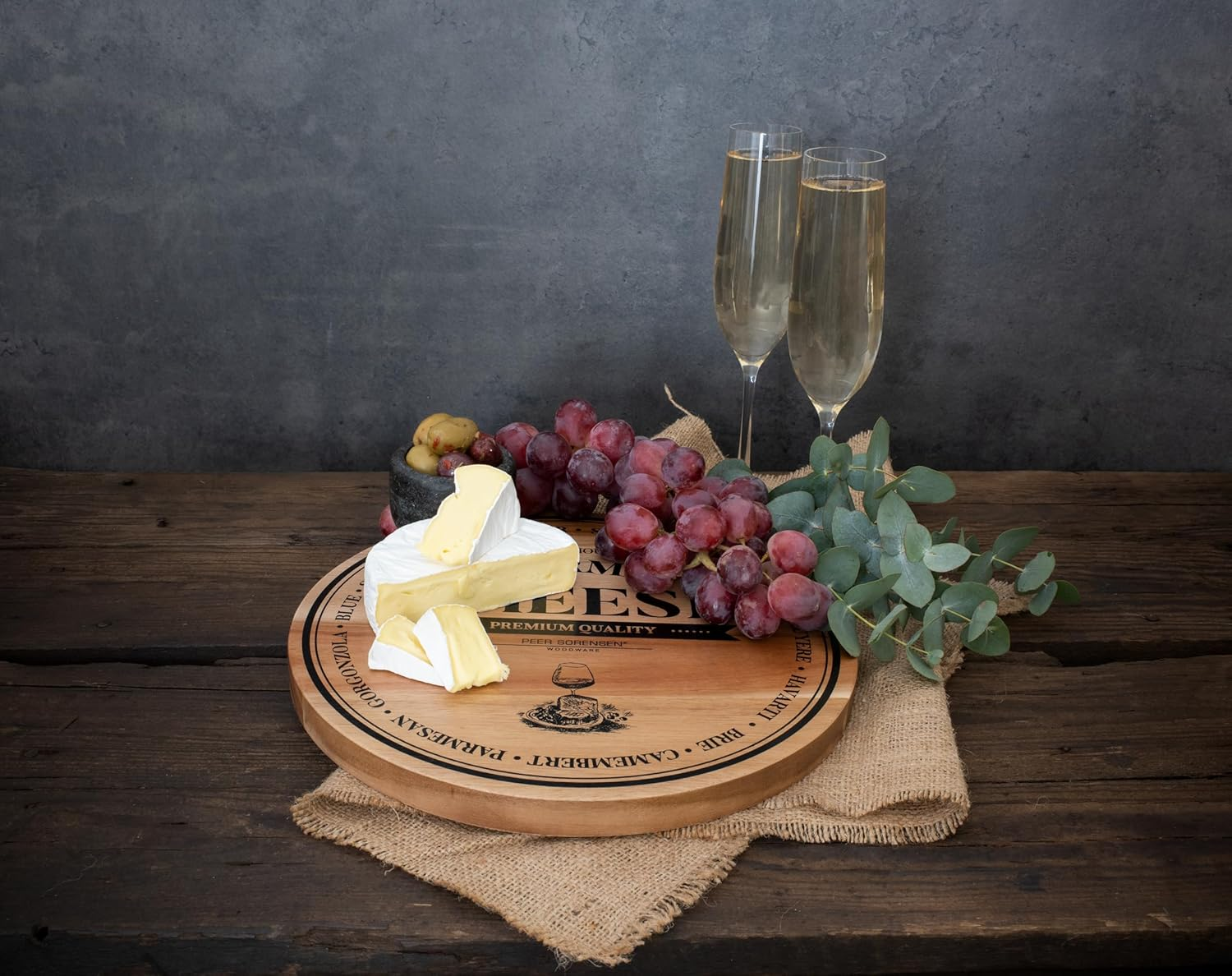 Peer Sorensen round Cheese/Serving Board, 28&Oslash; X 2 Cm, Acacia Wood