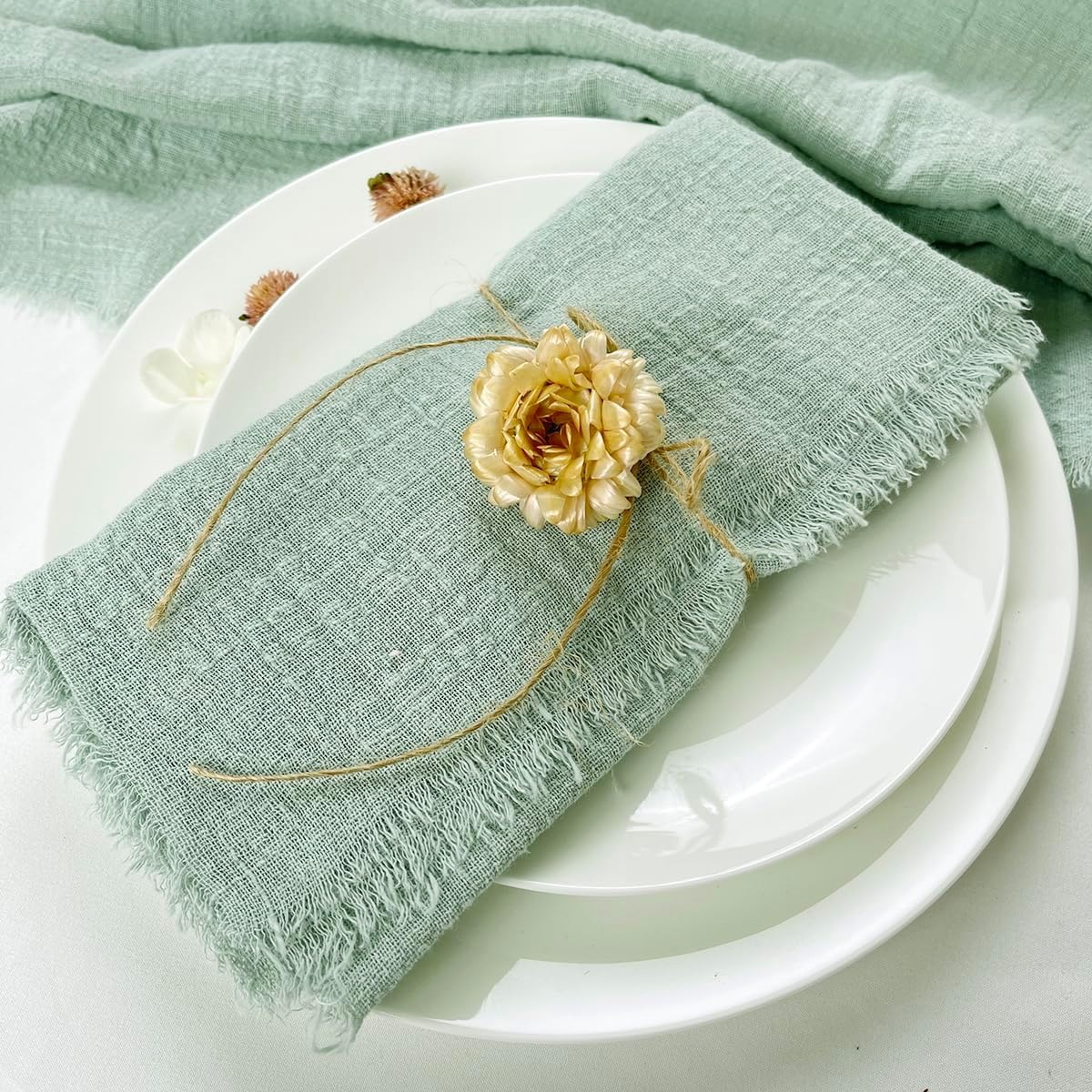Plobeca Handmade Cloth Napkins,Cloth Napkin with Fringe Set of 12,Cotton Cloth Napkins 40X40Cm for Weddings Decorative Napkins, Dinner Parties, Everyday Use,Parties (Light Green)
