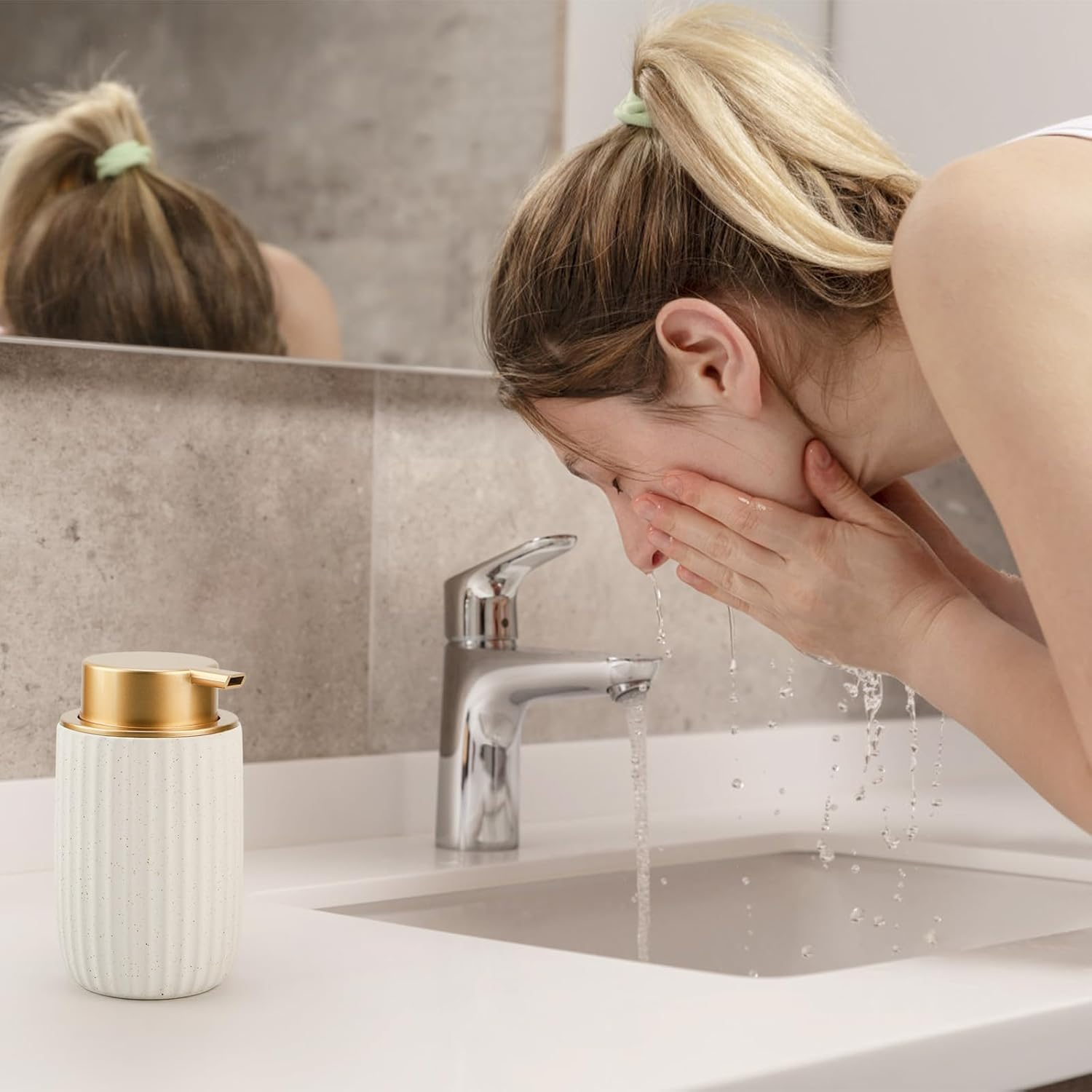 Segbeauty Foaming Soap Dispenser, 320Ml Hand Soap Dispenser Ceramic, Refillable Pump Bottle Dispenser, Foaming Hand Wash Dispenser with Gold Plastic Pump, for Kitchen Decor (White) image number 1