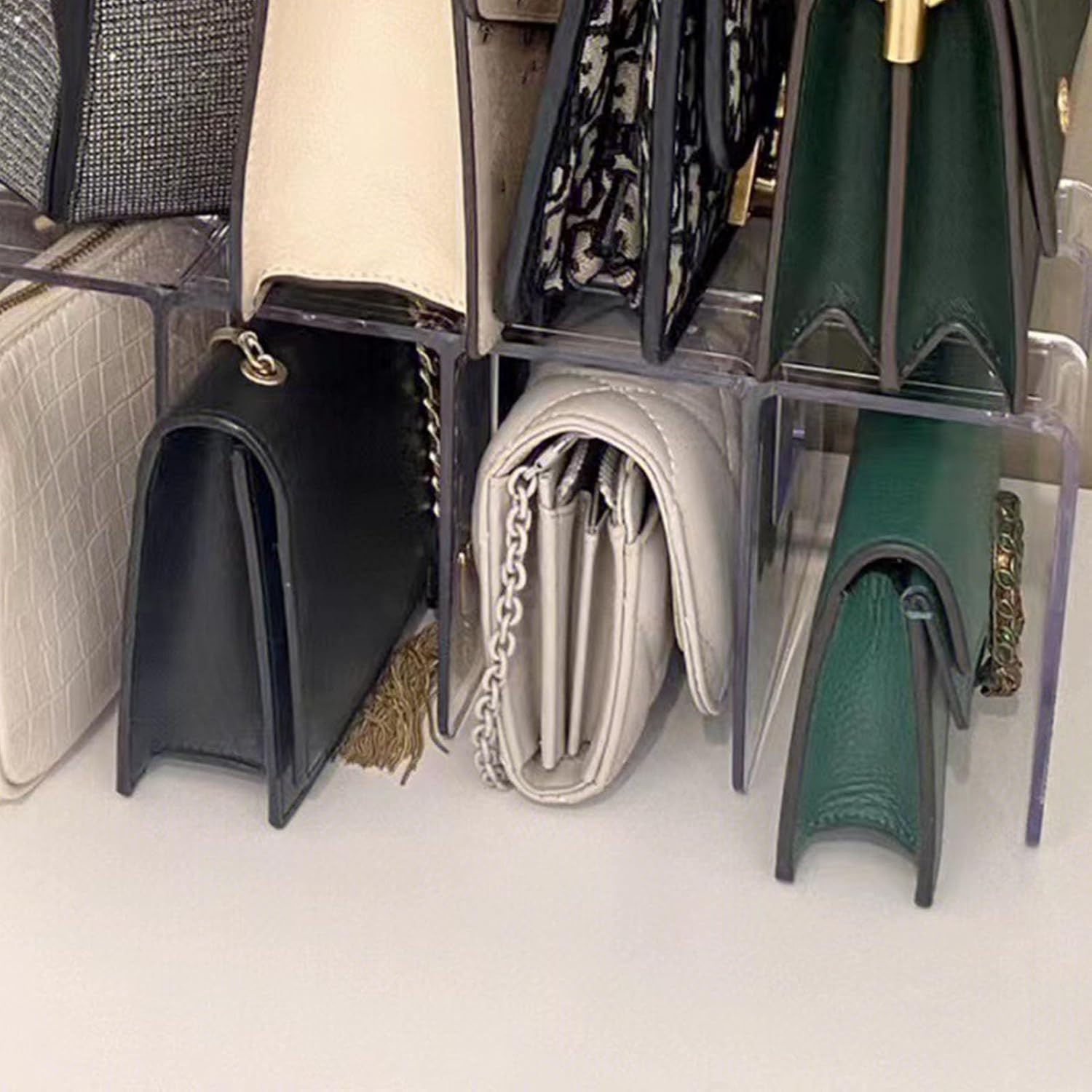 Omabeta 1PCS 4 Layer Bag Organizer Separators, Clear Stackable Handbag Organiser, Easy to Select for Closet Bookshelf Bedroom, Purse Shelf Dividers Storage Rack,32 * 14.5 * 13Cm