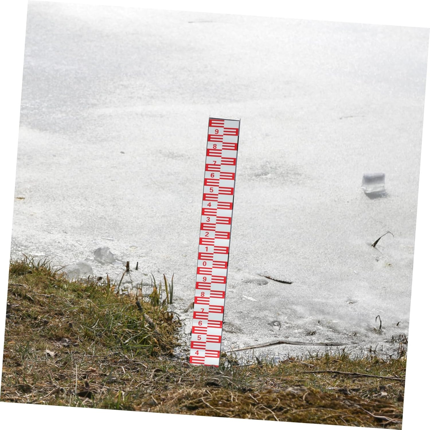 UKCOCO Reflective Self-Adhesive Water Level Gauge for Pools Corrosion-Resistant Swimming Pool Water Level Indicator Easy to Read Sticker image number 5