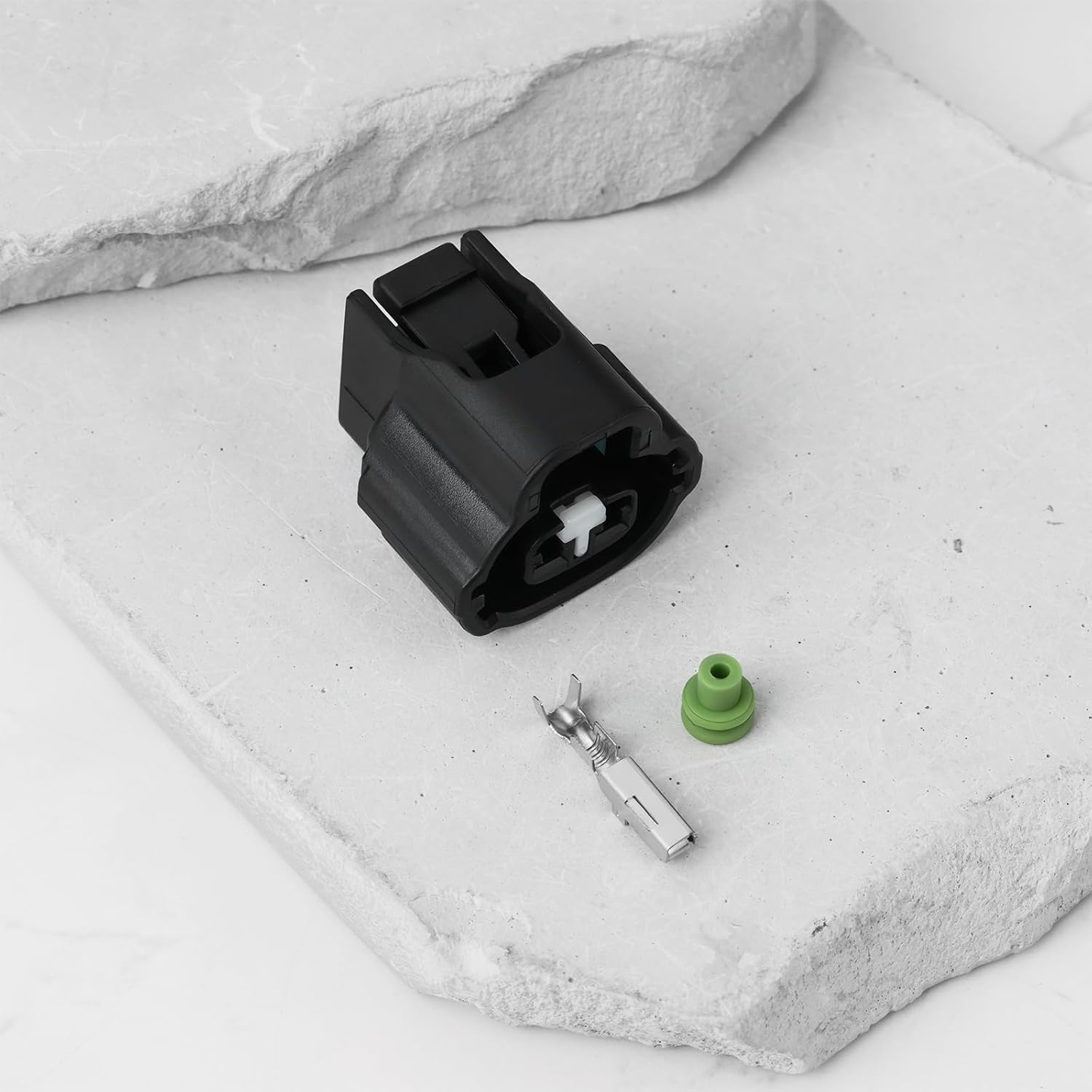 Ecsing Solenoid Connector Plug 90980-11162 Compatible with Toyota 1UZ-FE 2UZ-FE 3UZ-FE Engines image number 4